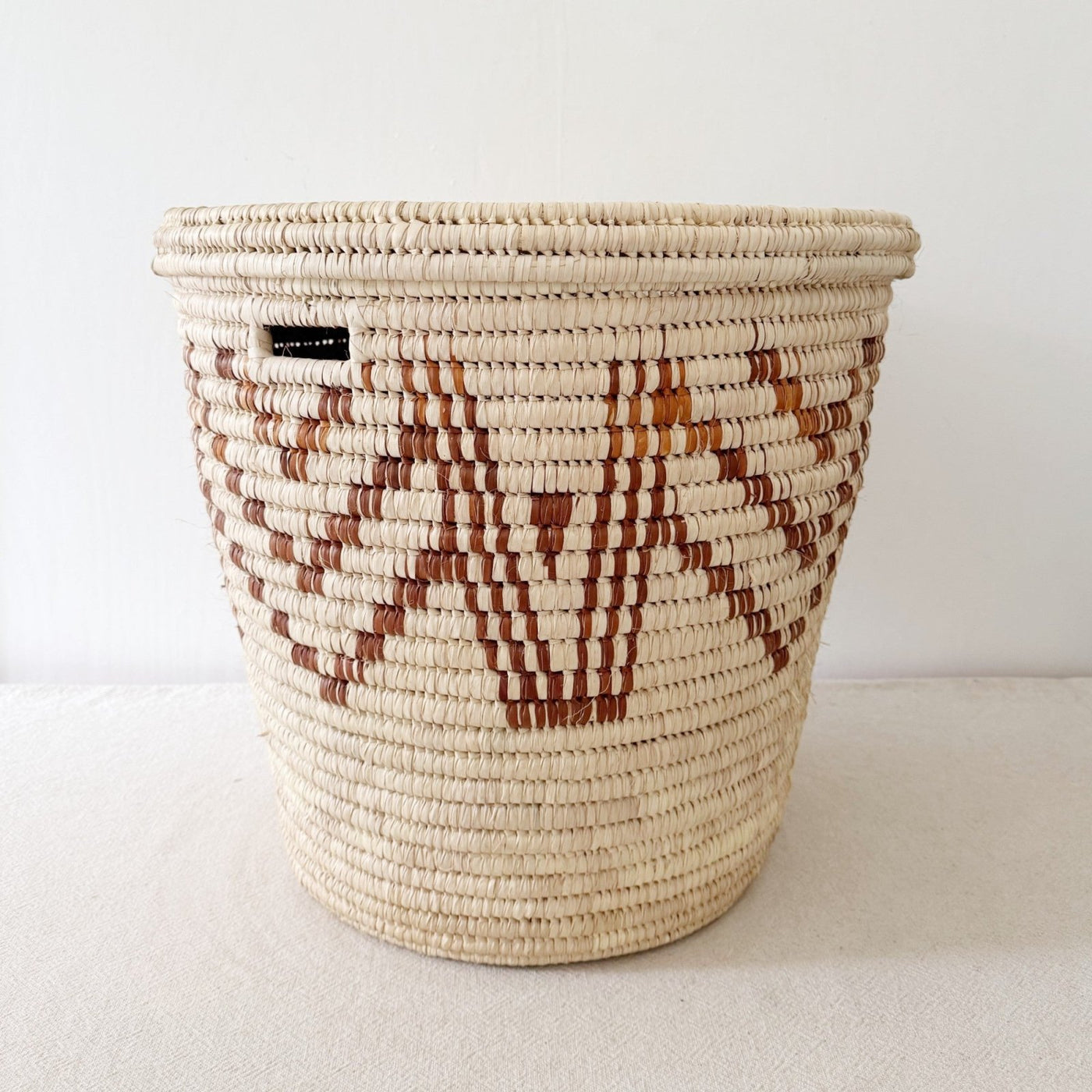 21" Lidded Palm Hamper Basket- Brown Geometric