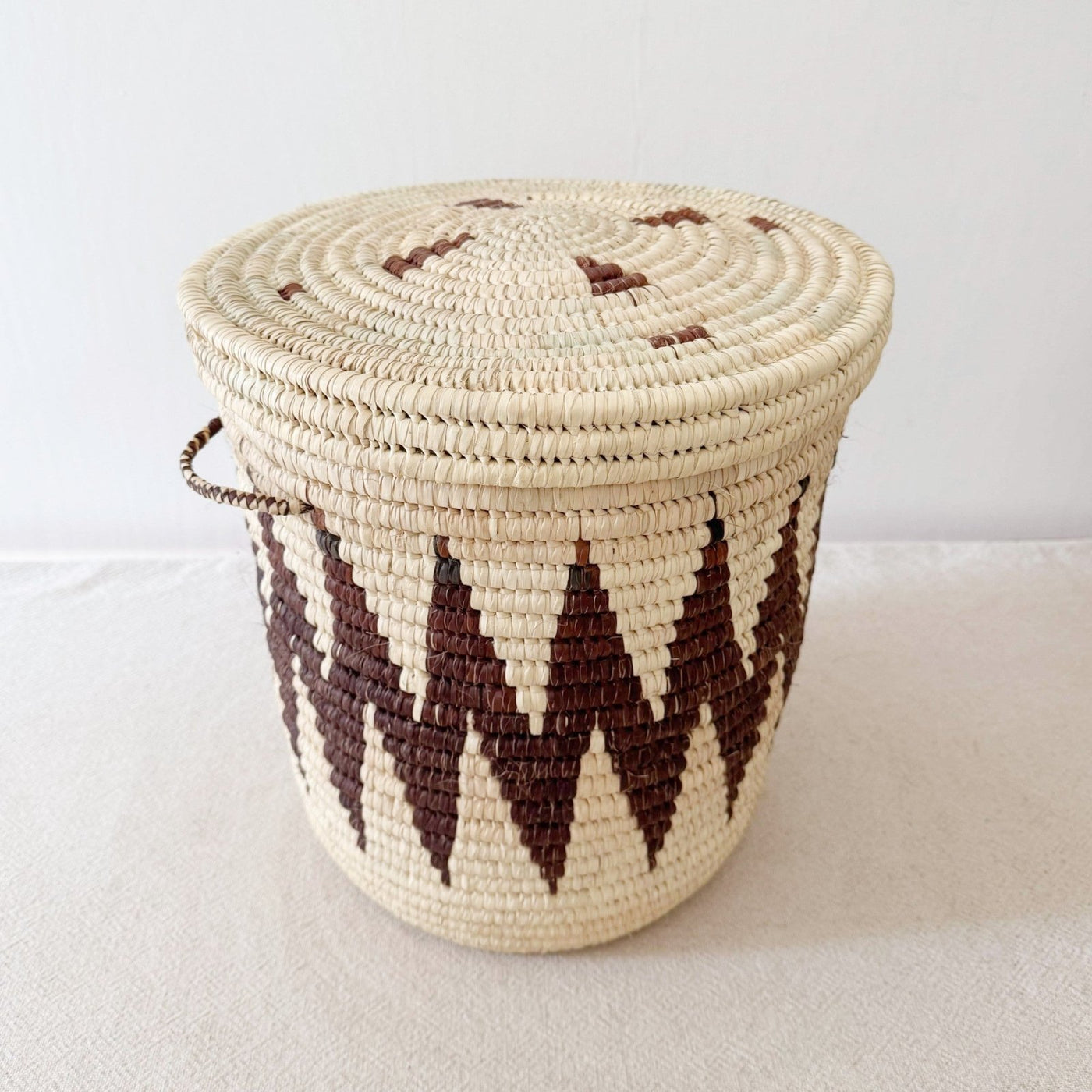 14" Lidded Palm Basket- Brown ZigZag