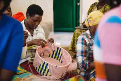 14" Storage Plant Basket: Ipekwa - Amsha
