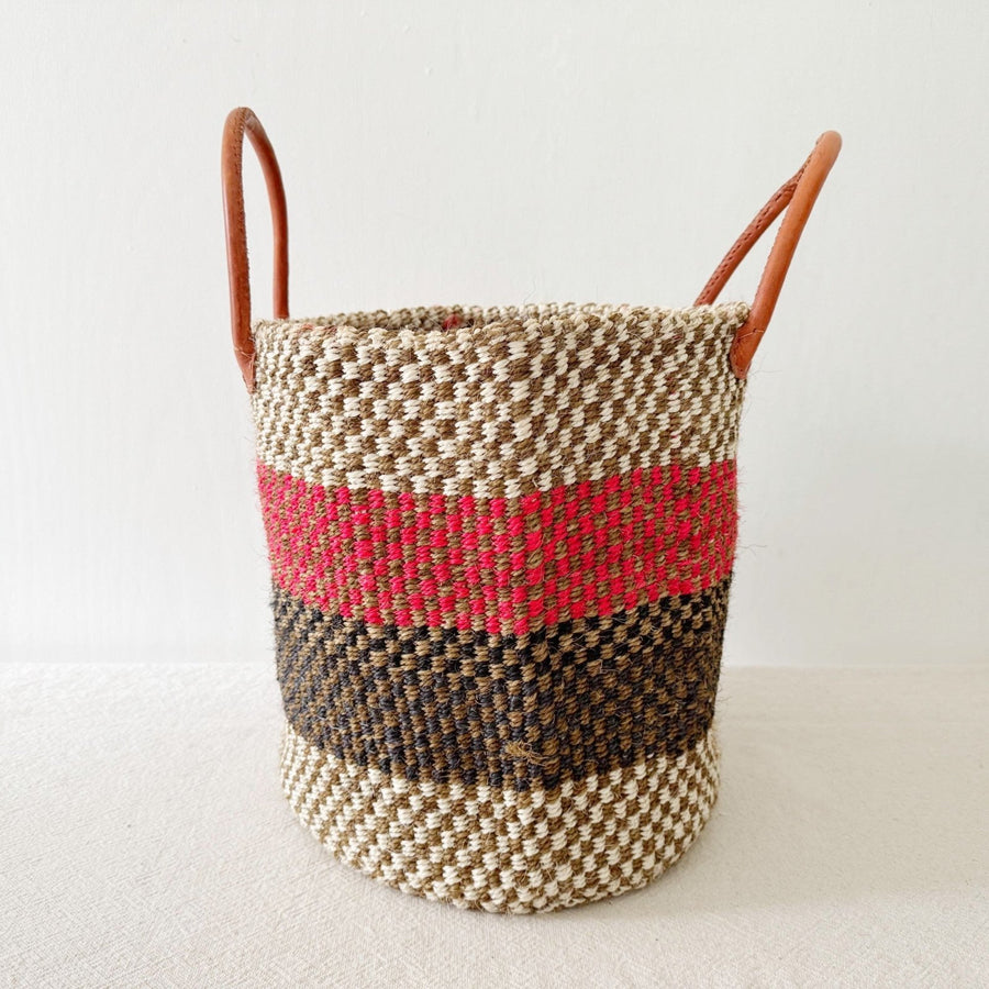 14" XL Floor Basket: Checkered - Amsha