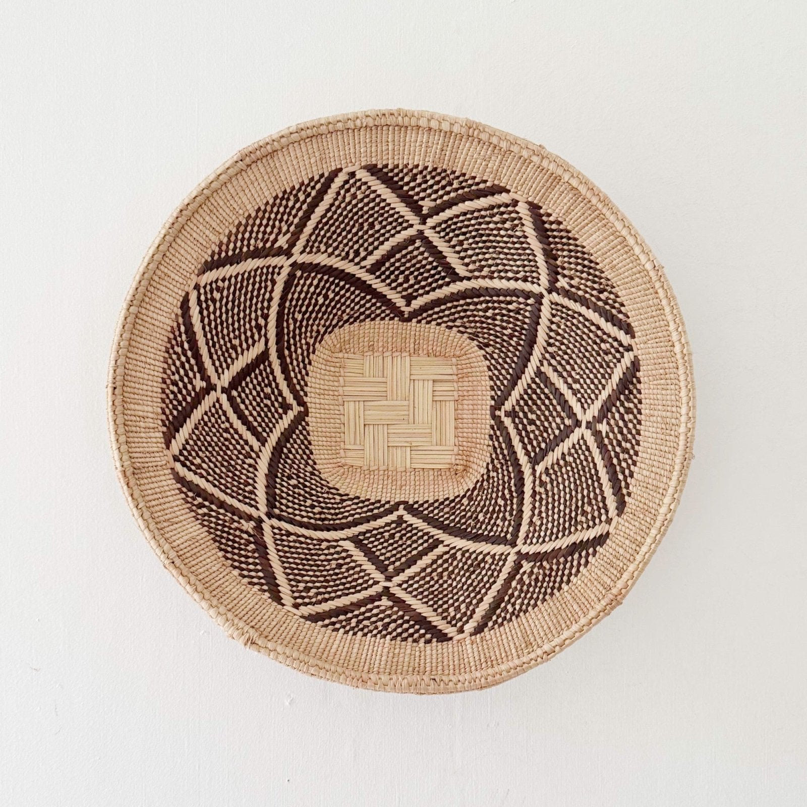 14.5" Hwange Wall Basket H200 - Amsha