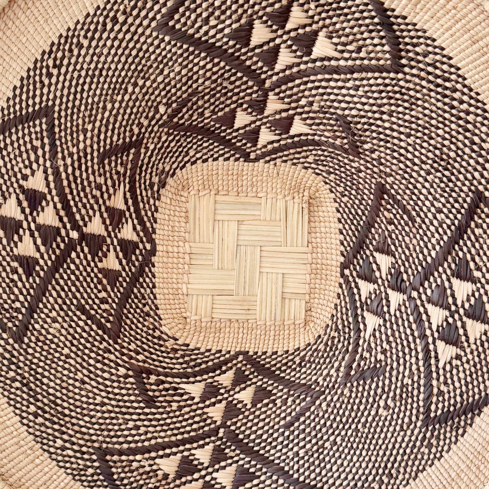 15" Hwange Wall Basket #H118 - Amsha