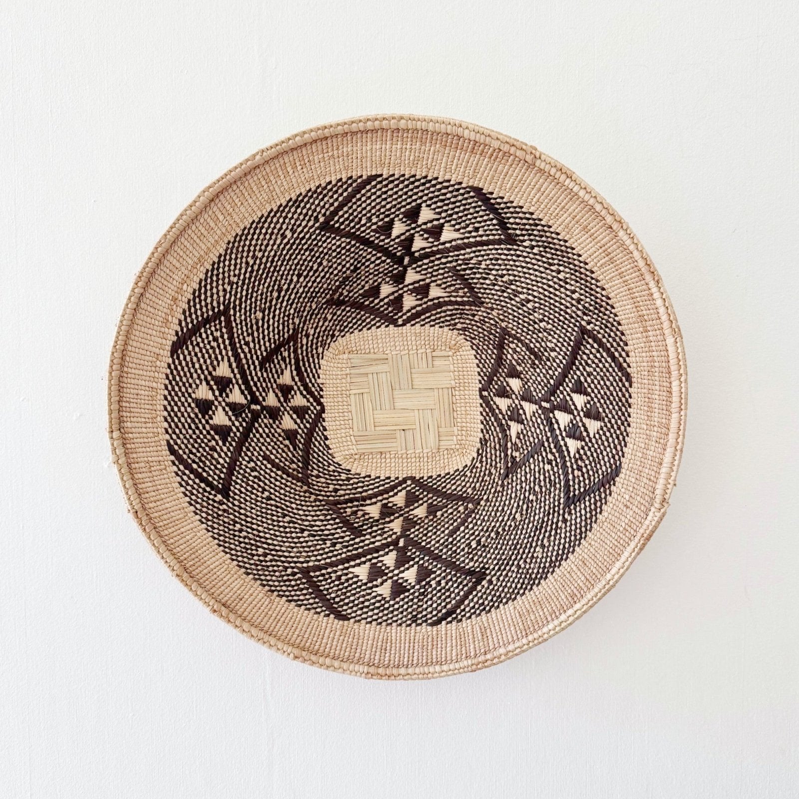 15" Hwange Wall Basket #H128 - Amsha