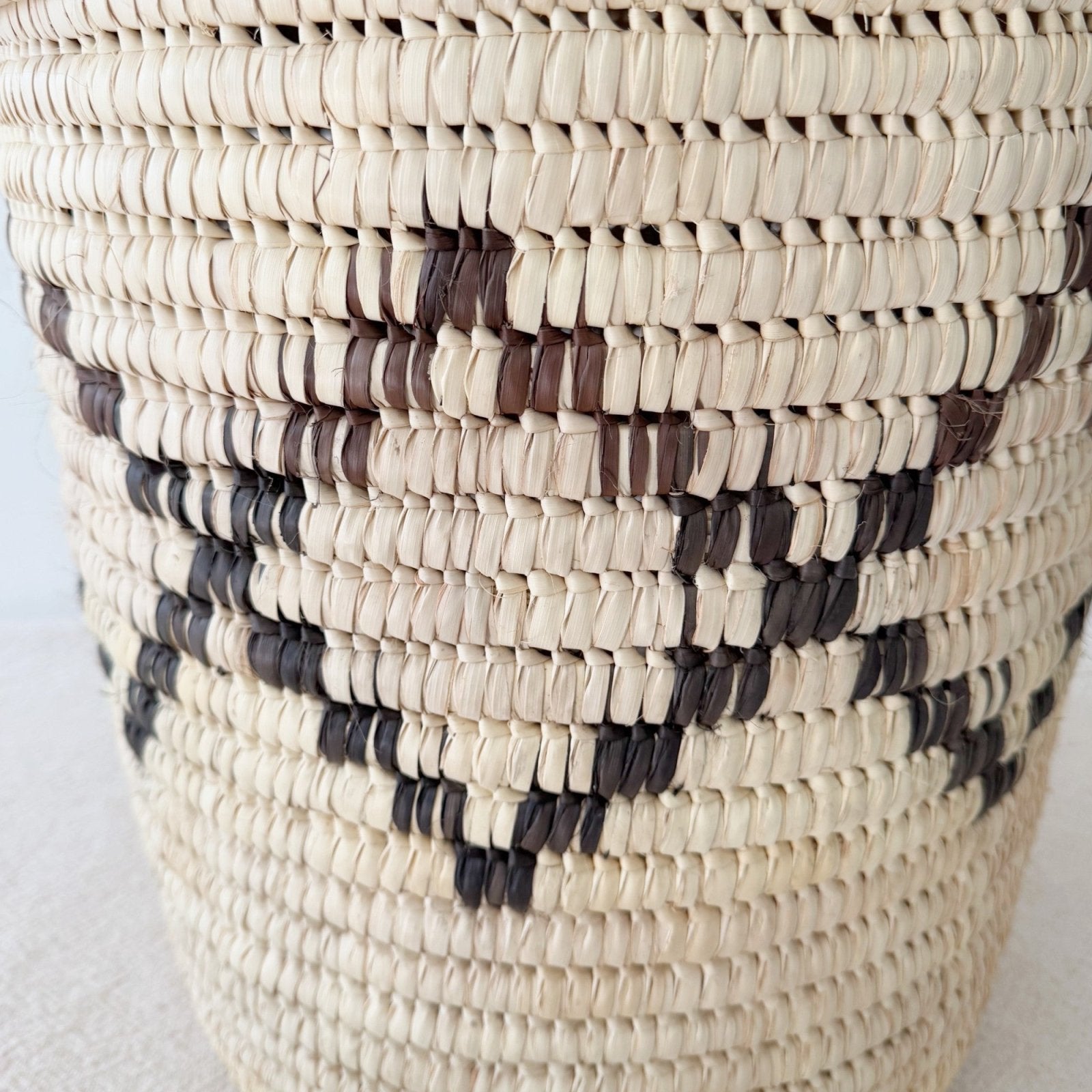 15" Lidded Palm Basket - Brown Diamond - Amsha