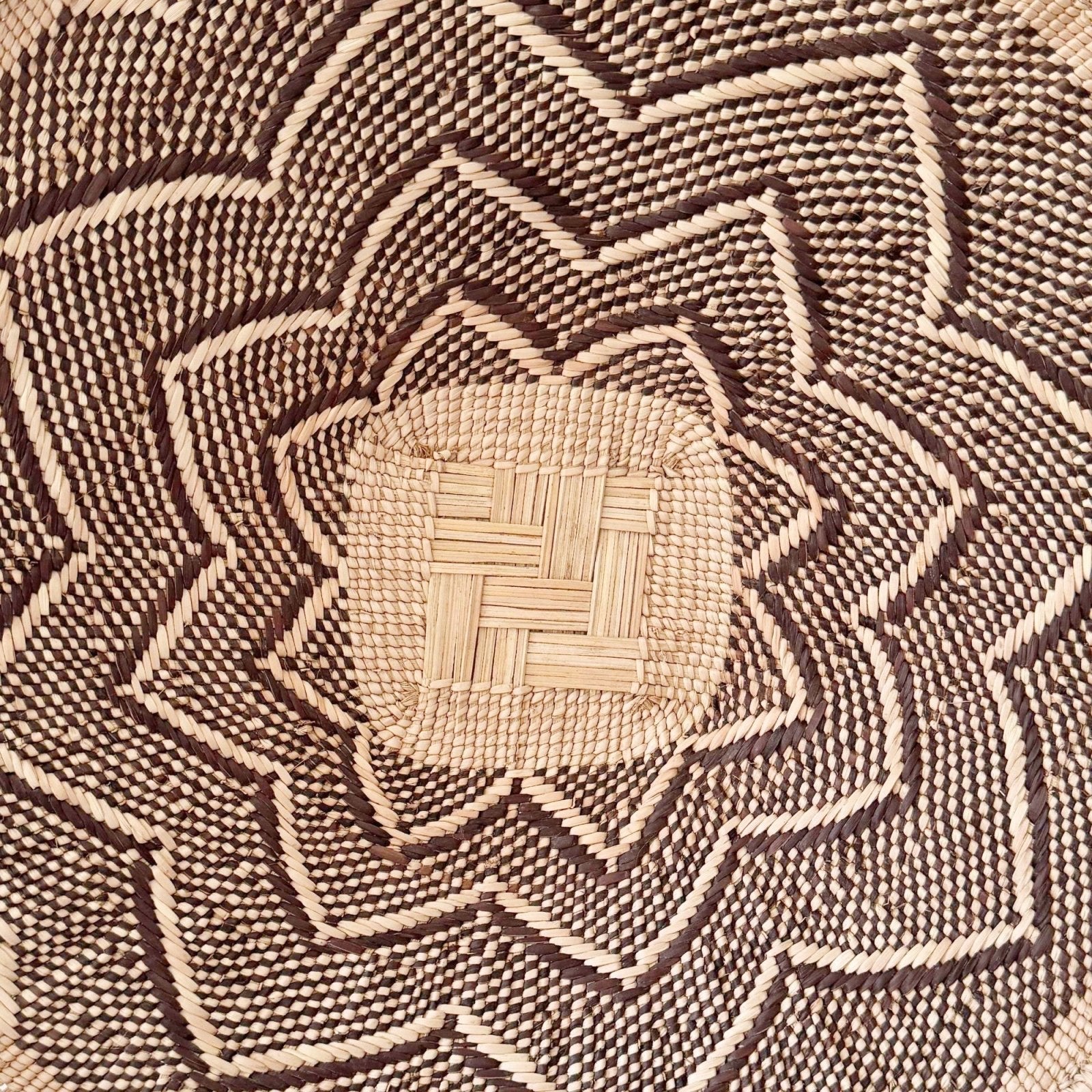 15.5" Hwange Wall Basket #H119 - Amsha