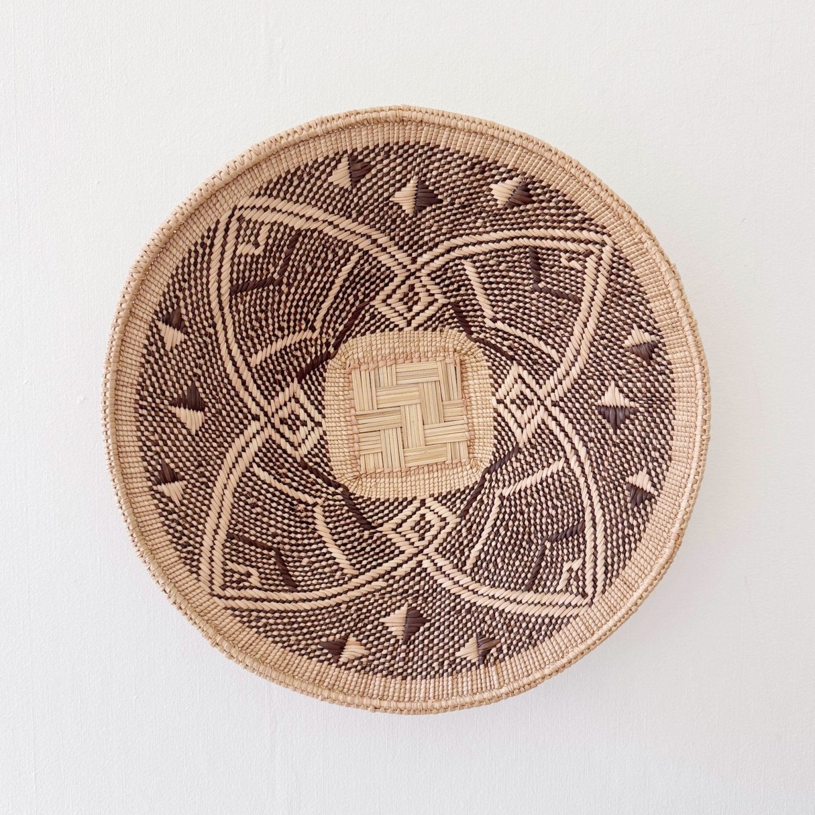 15.5" Hwange Wall Basket #H129 - Amsha