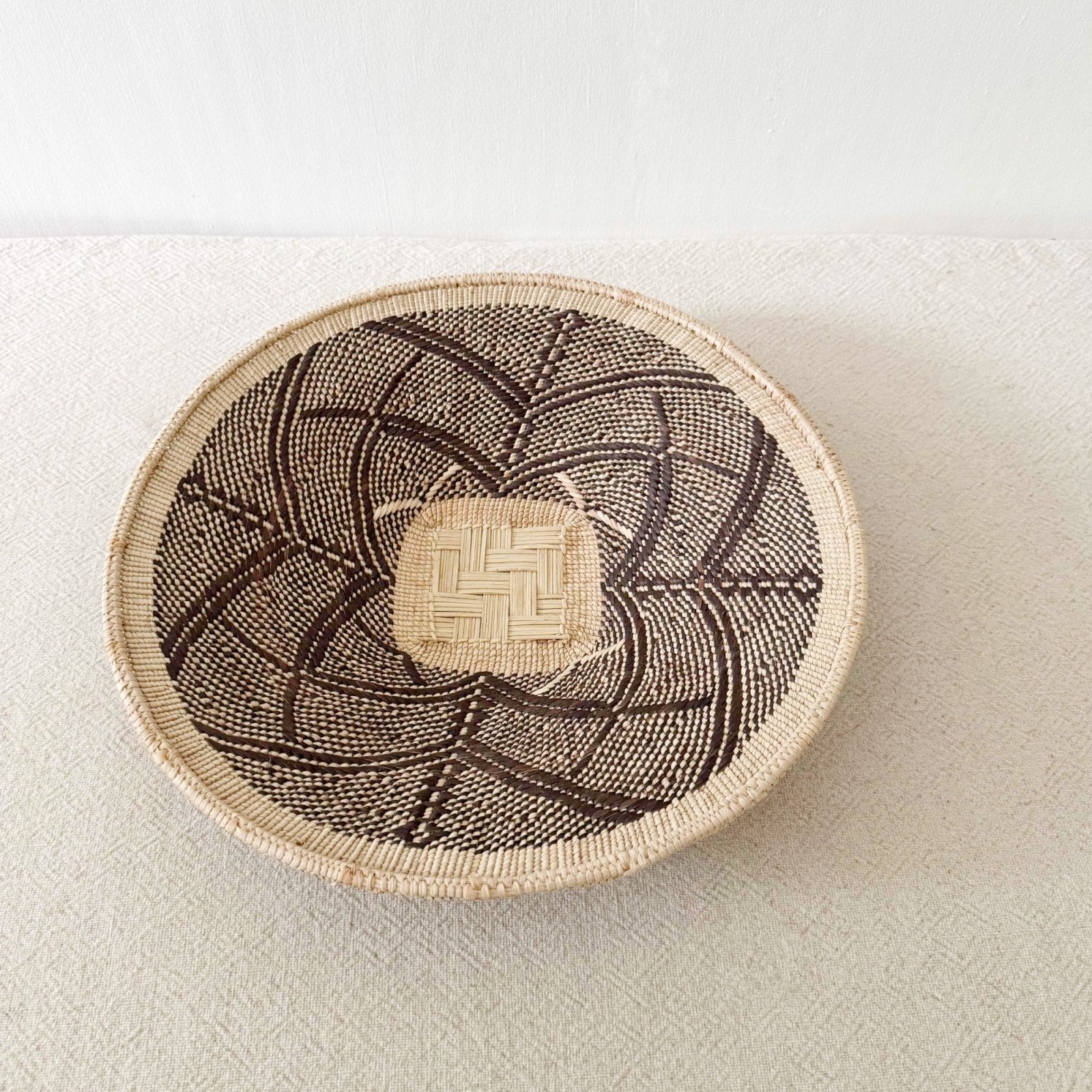 15.5" Hwange Wall Basket H203 - Amsha