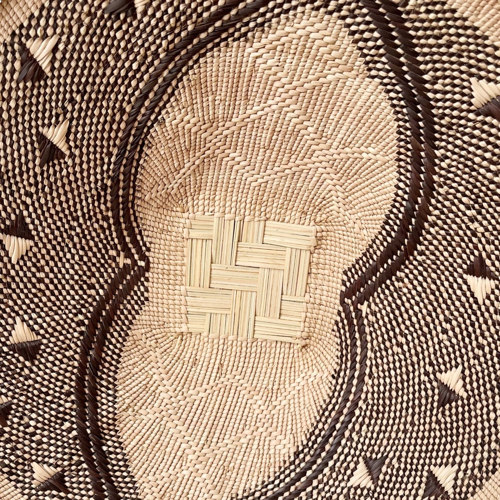 16" Hwange Wall Basket #H021 - Amsha