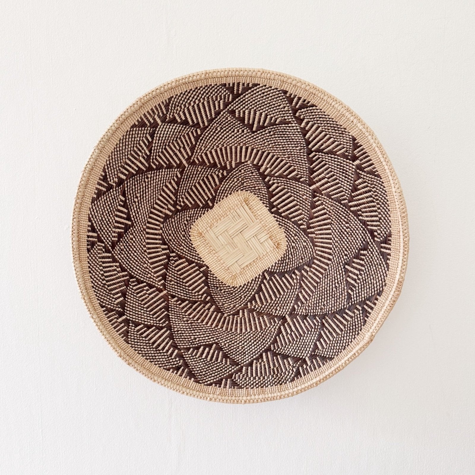 16" Hwange Wall Basket #H153 - Amsha