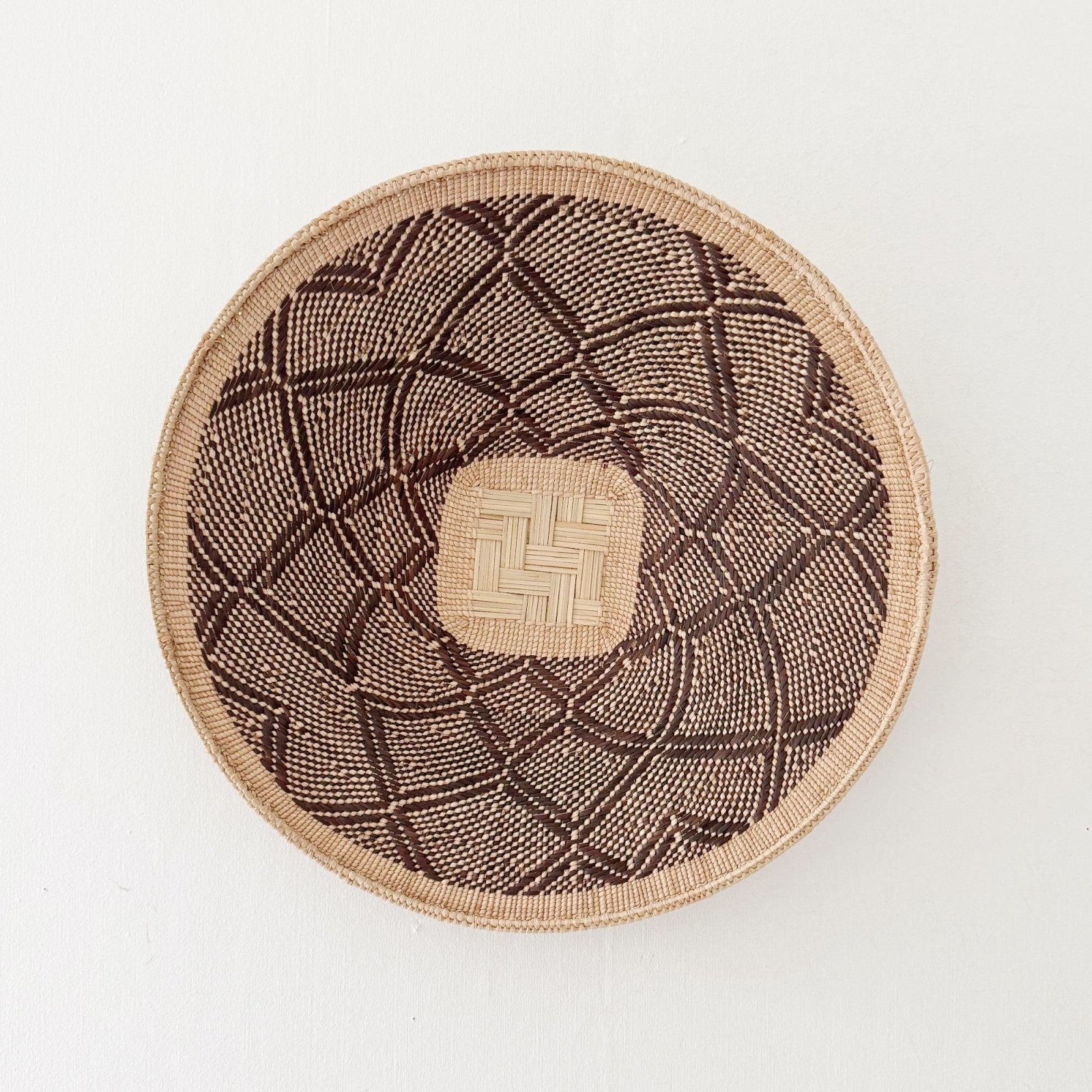 17" Hwange Wall Basket H209 - Amsha