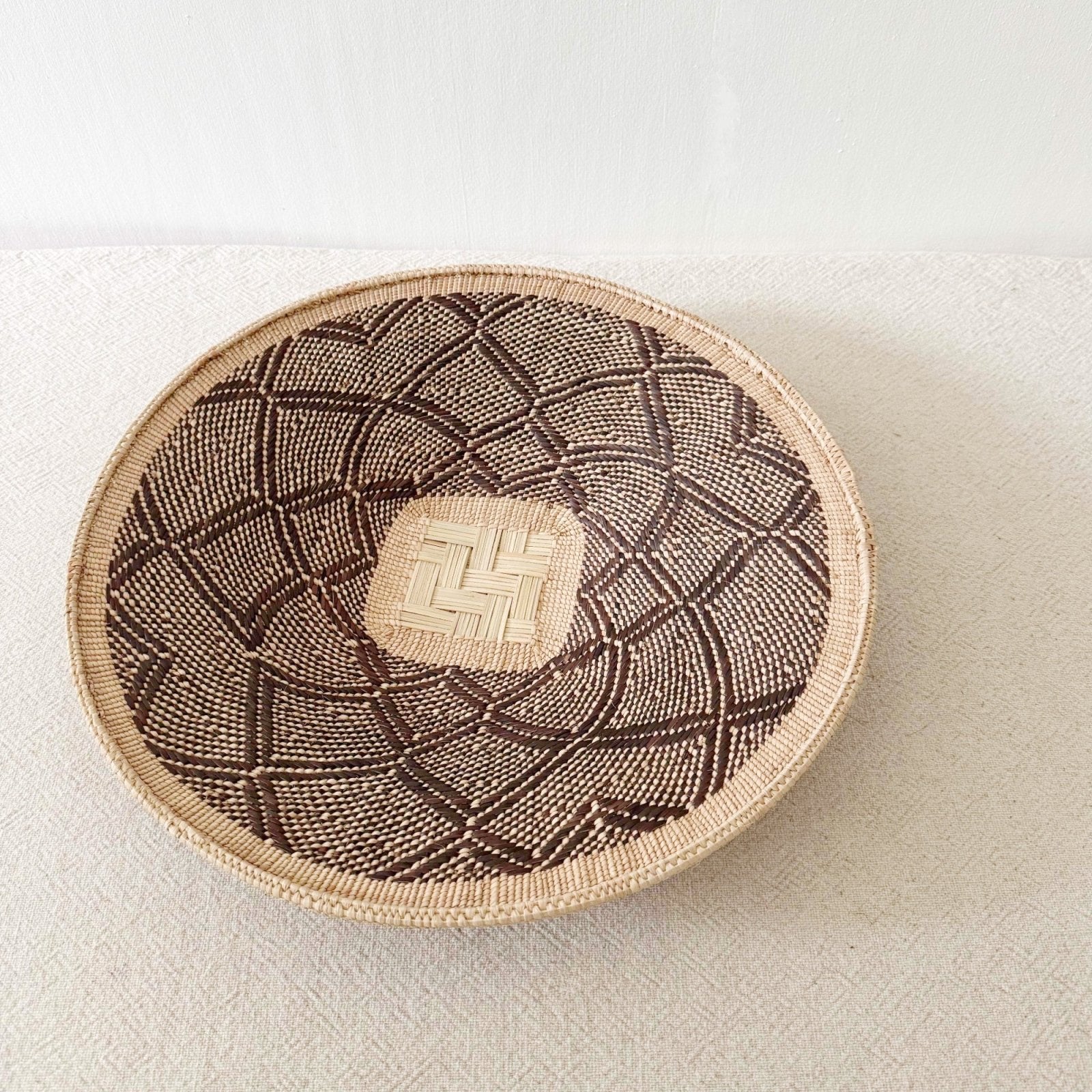 17" Hwange Wall Basket H209 - Amsha