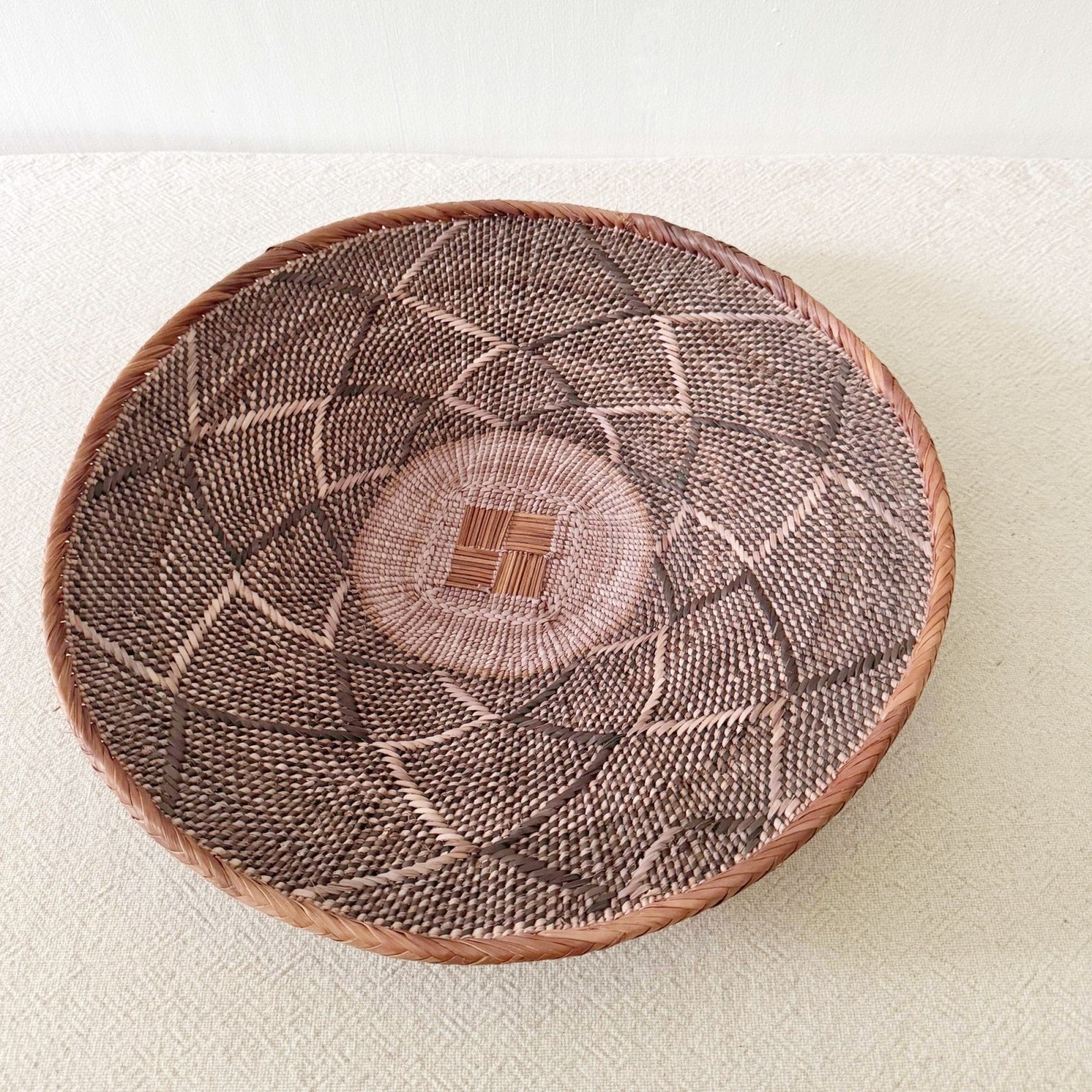 17.5" Binga Wall Basket I041 - Amsha