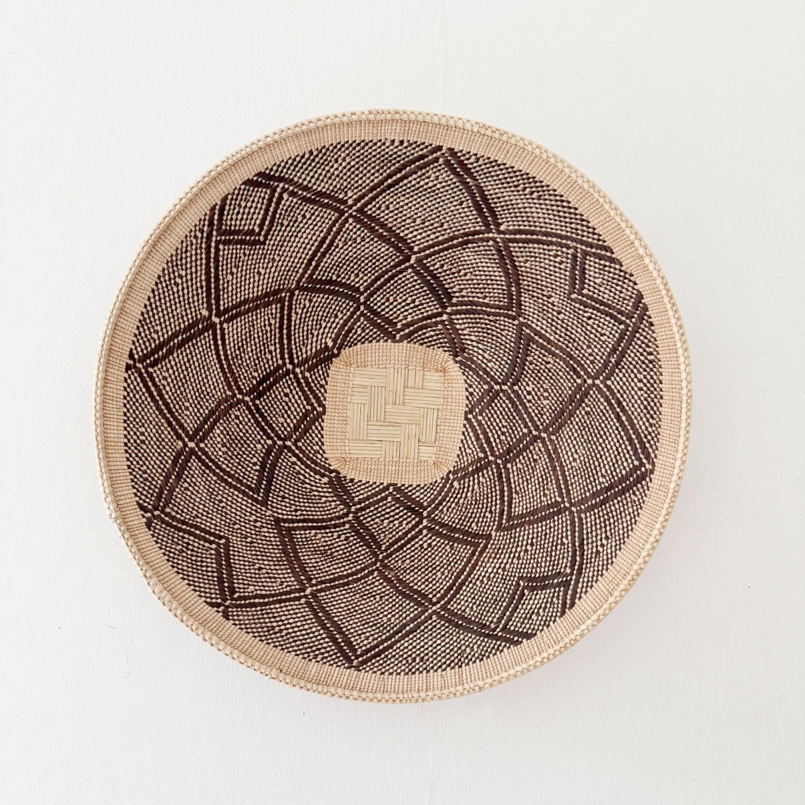 19" Hwange Wall Basket H215 - Amsha