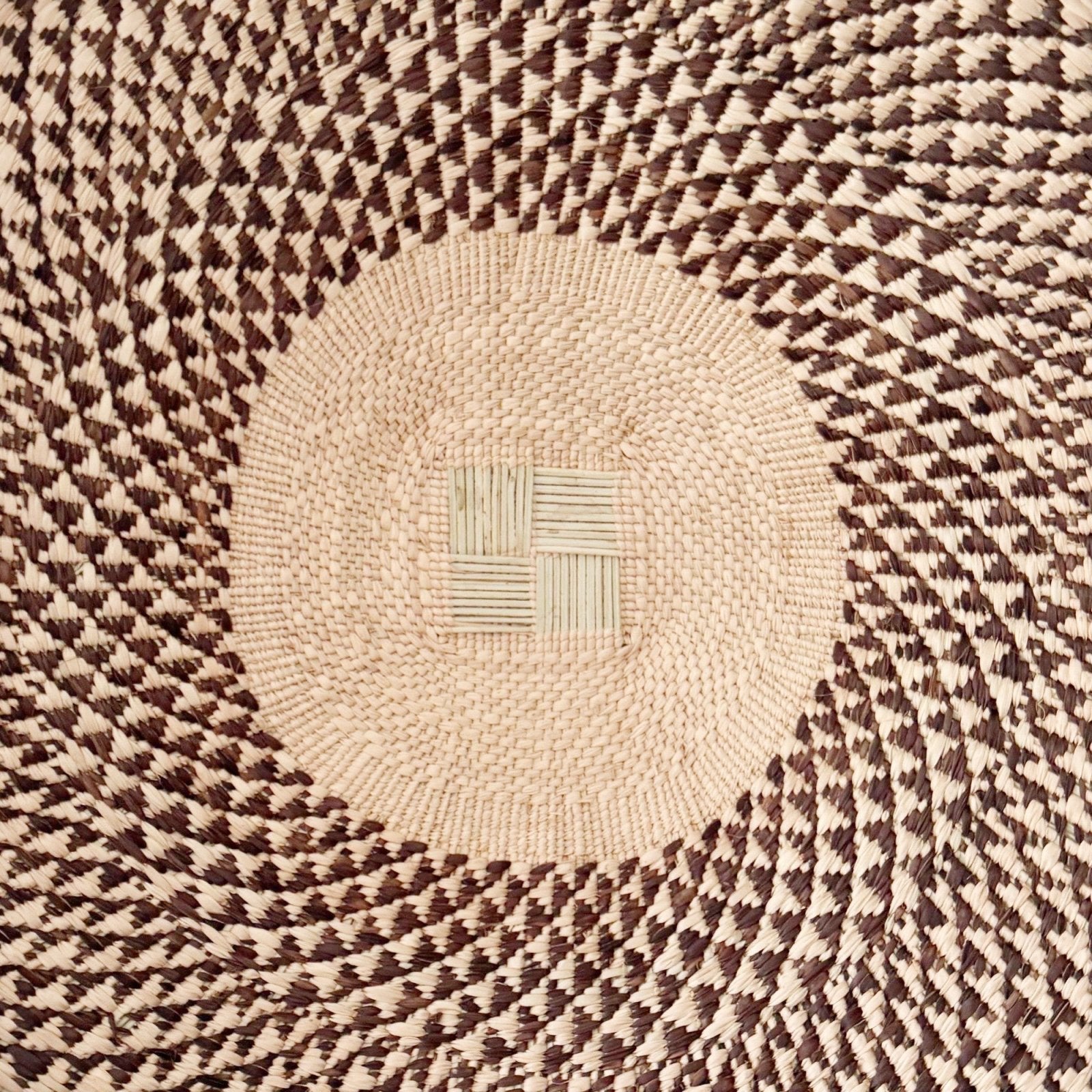 19.5" Binga Wall Basket I011 - Amsha