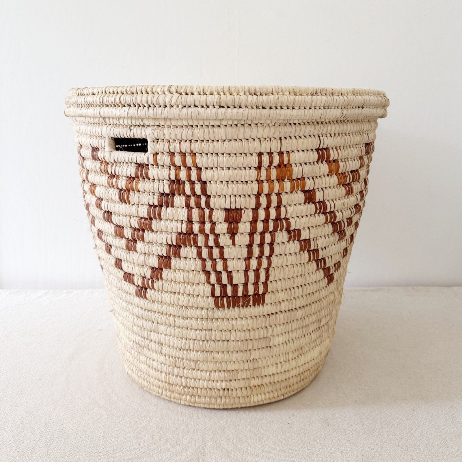 21" Lidded Palm Hamper Basket - Brown Geometric - Amsha