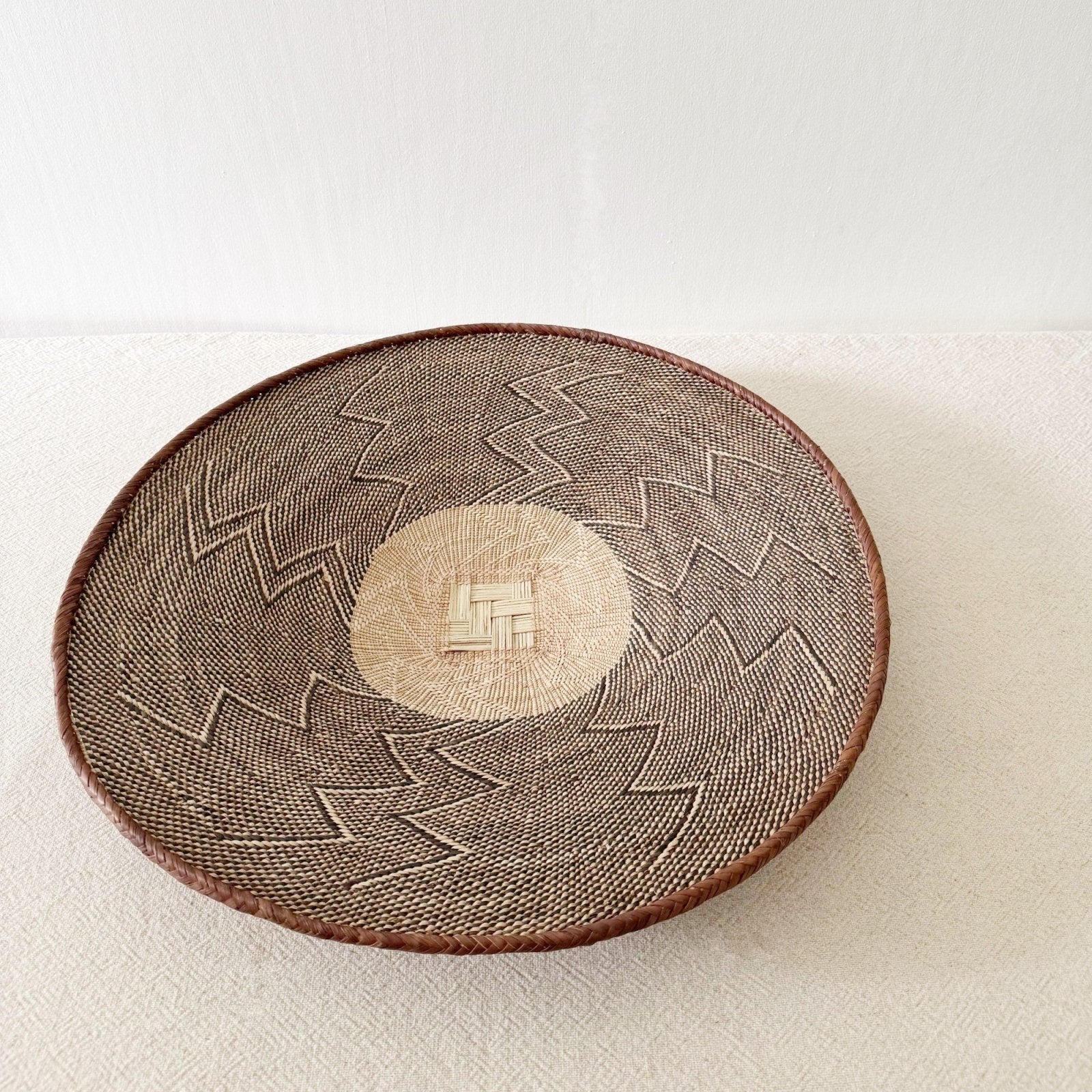 22.5" Binga Wall Basket I019 - Amsha