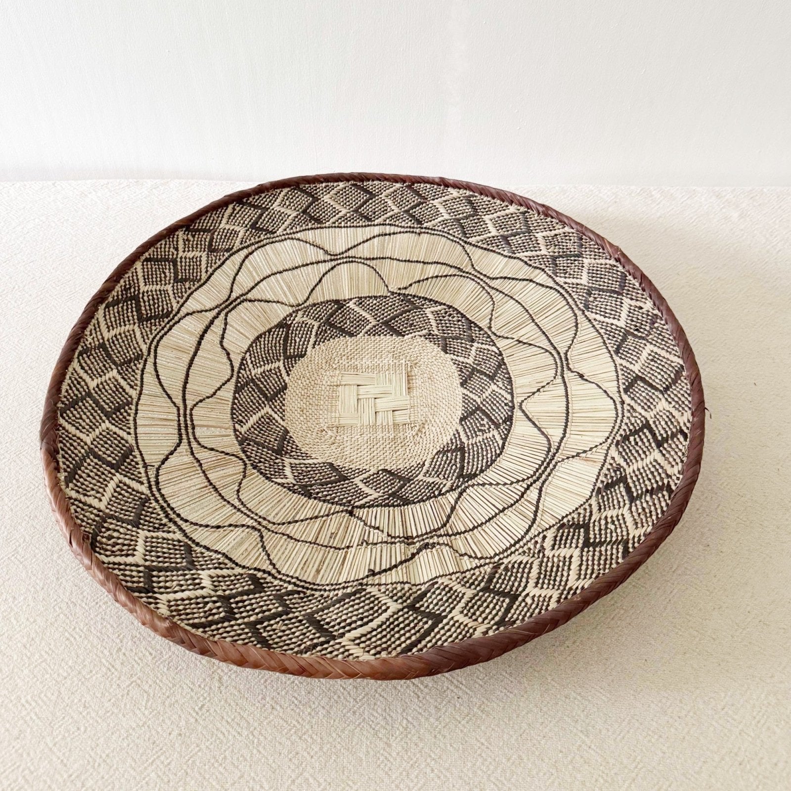 22.5" Binga Wall Basket I048 - Amsha