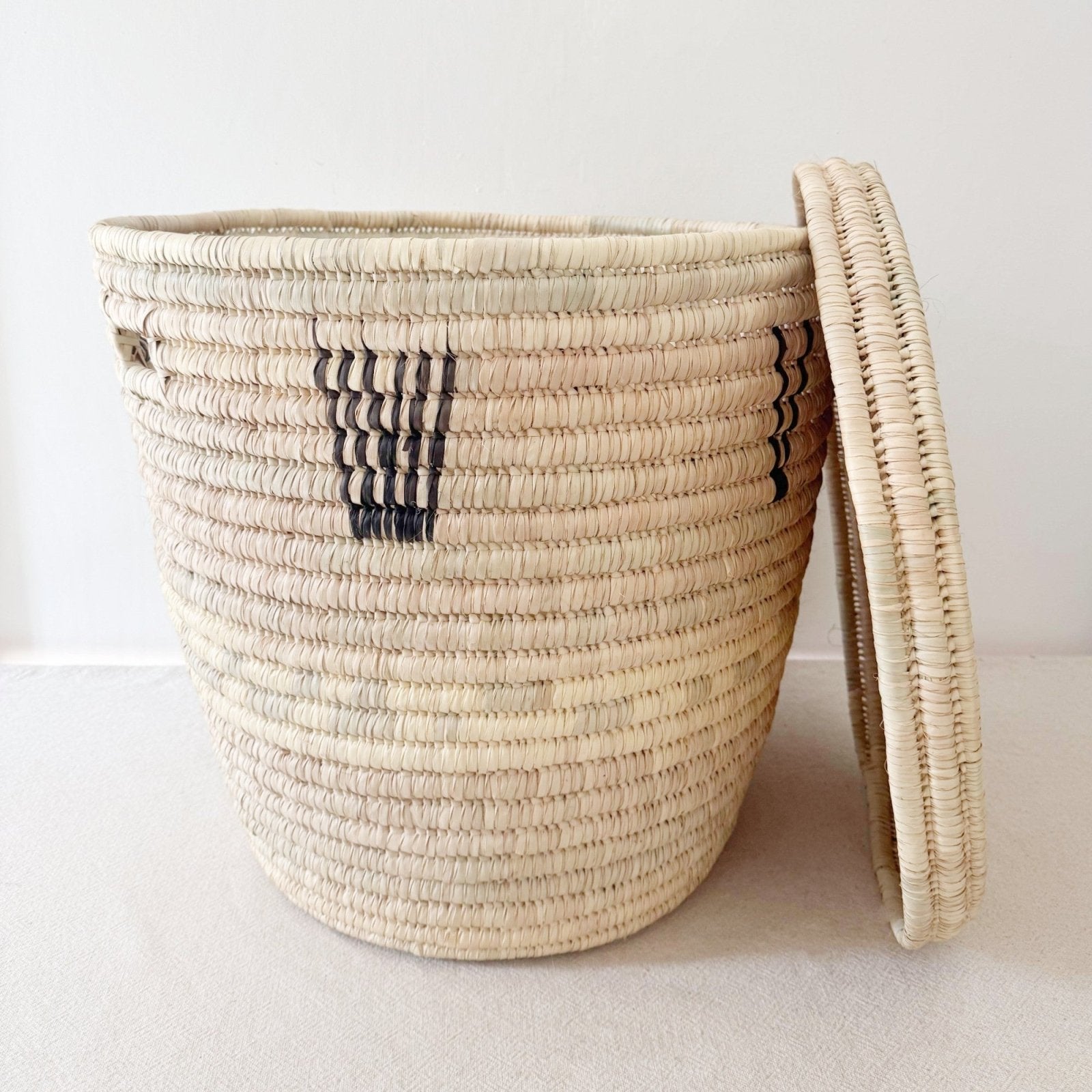 23" Lidded Palm Basket: Black V - Amsha