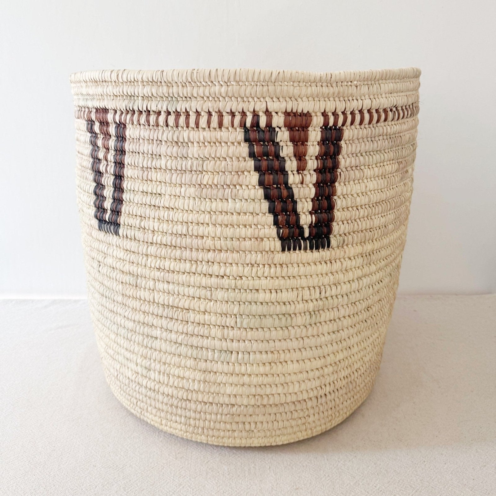 23" Turkana Palm Storage Basket: Vee Dash - Amsha