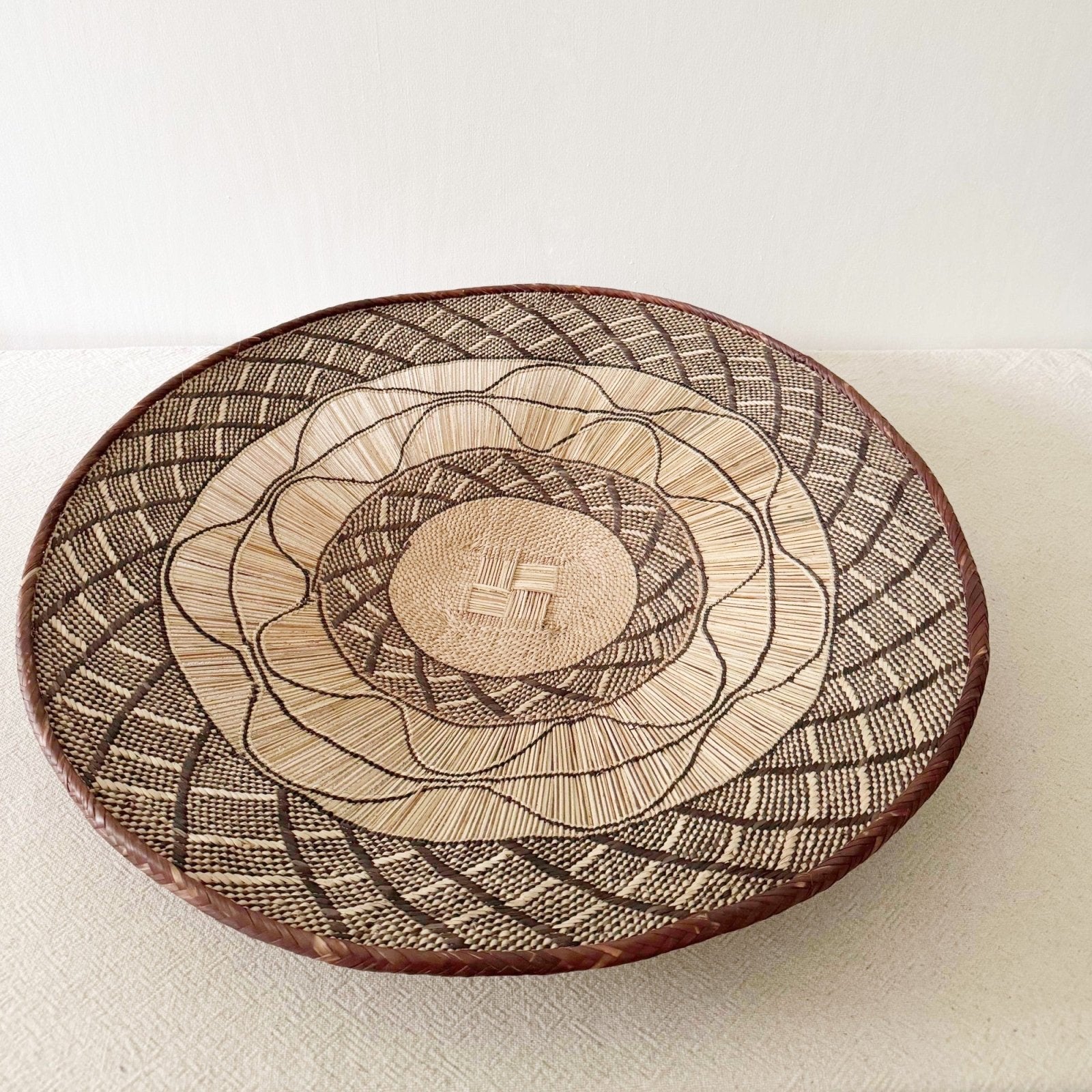 28" Binga Wall Basket I051 - Amsha