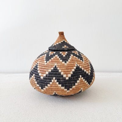 Lidded Zulu Basket #B023
