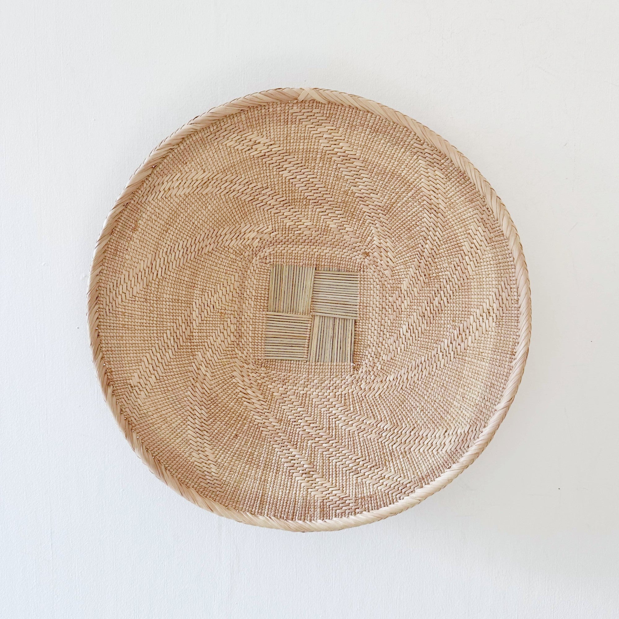 16" Binga Wall Basket #J010