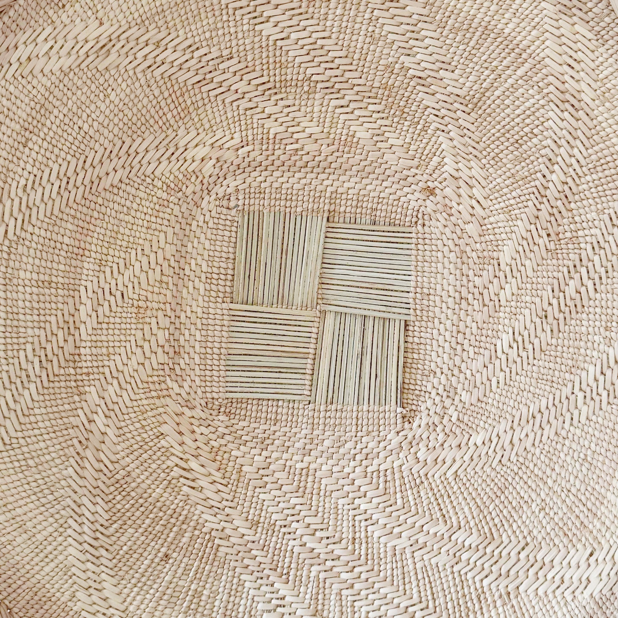 16" Binga Wall Basket #J010