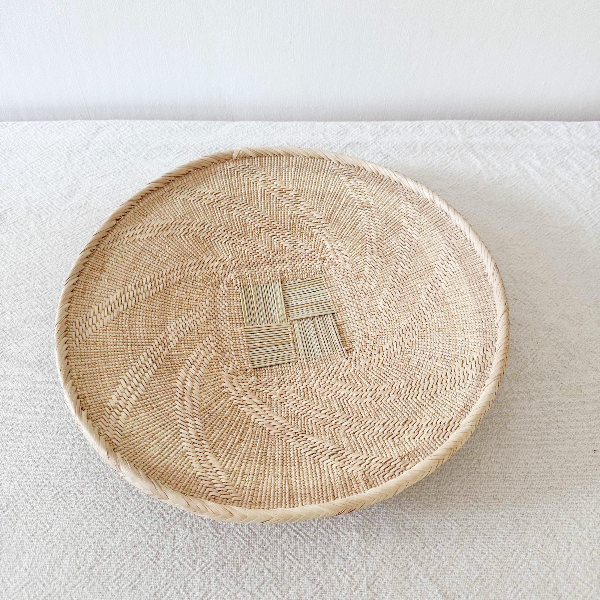 16" Binga Wall Basket #J010