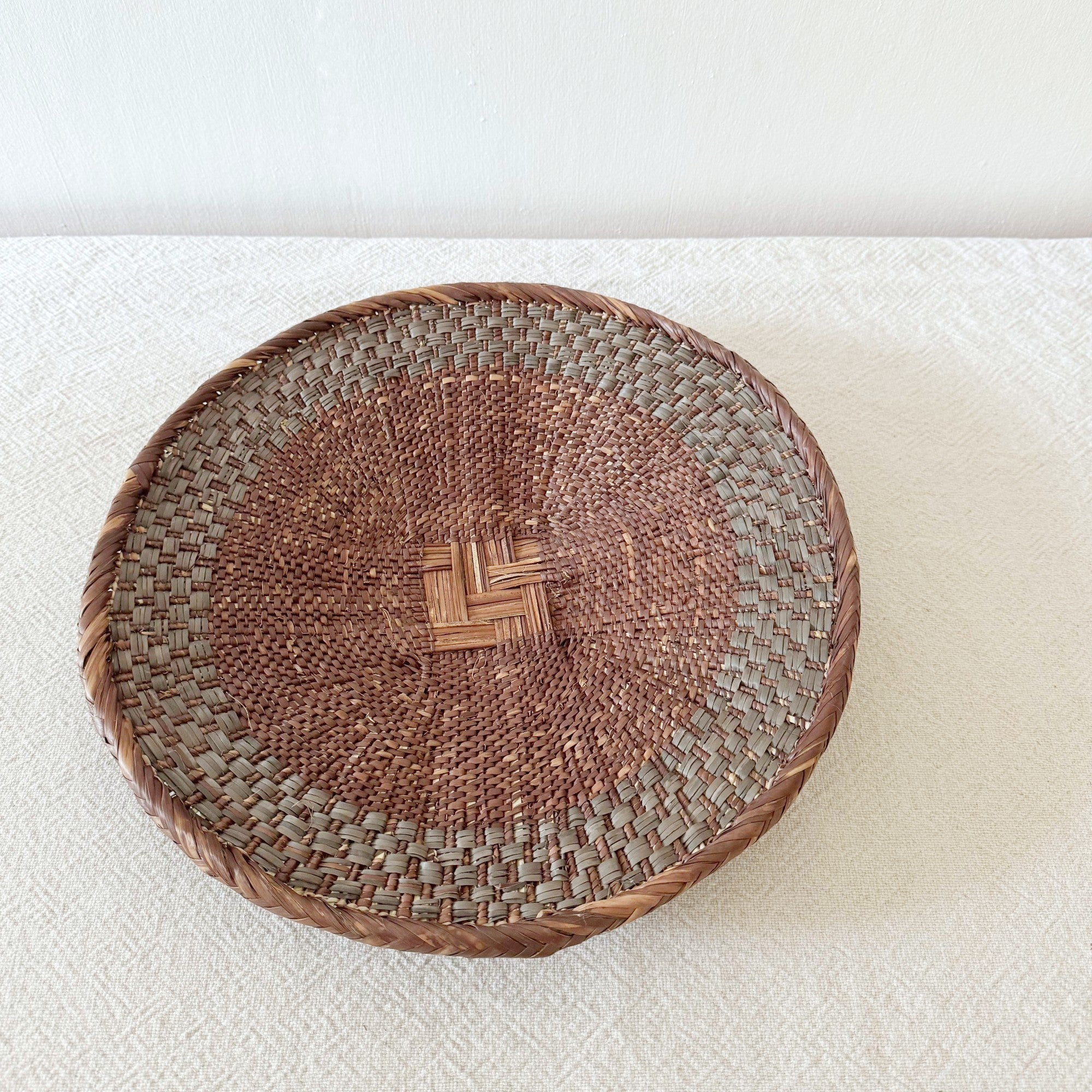 14" Binga Wall Basket #J006