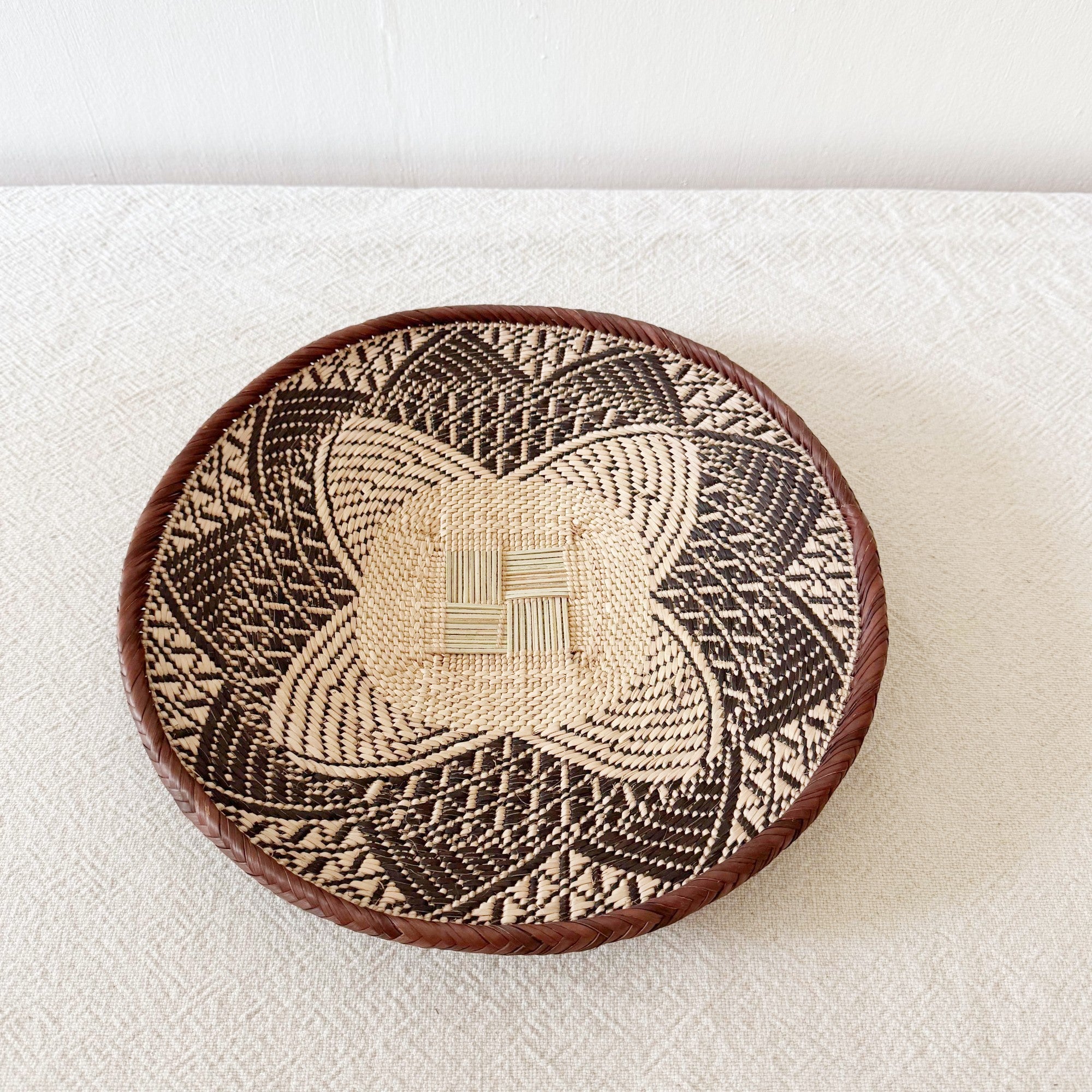 13" Binga Wall Basket #J004