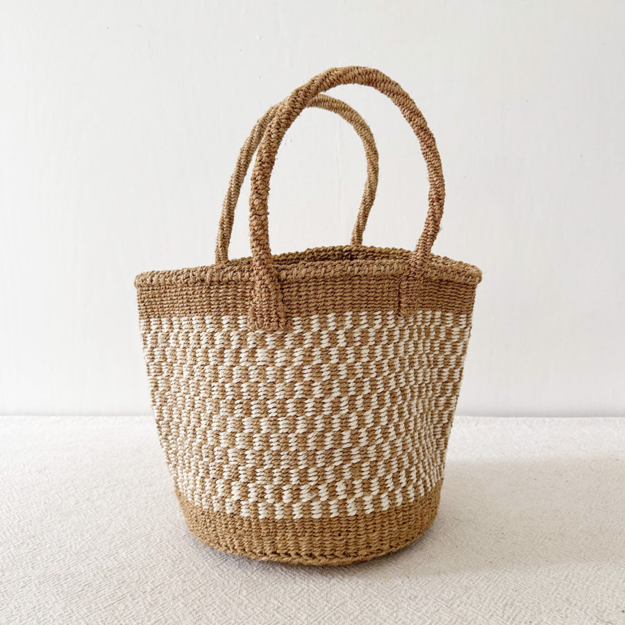 Medium Sisal Tote:Checkered