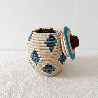Lidded Treasure Basket: Lubomu