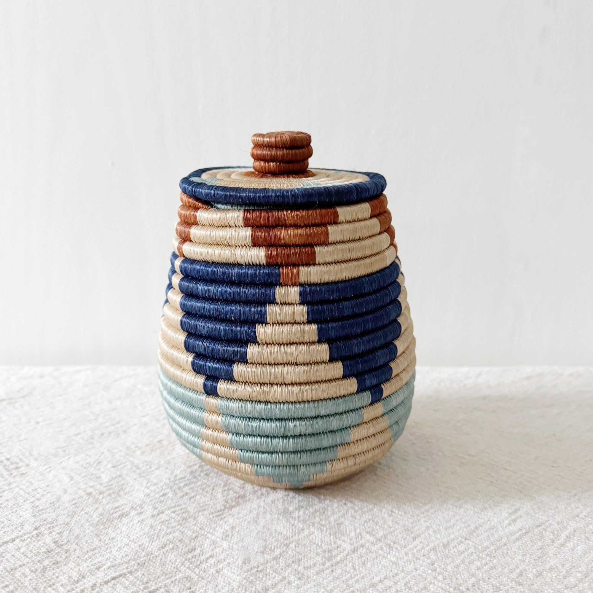 Lidded Treasure Basket: Kimoto