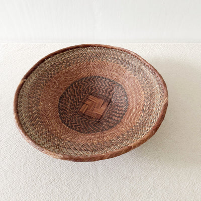 16" Binga Wall Basket #G025