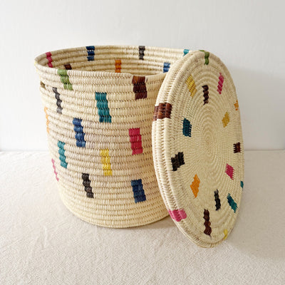 19" Lidded Palm Basket #111
