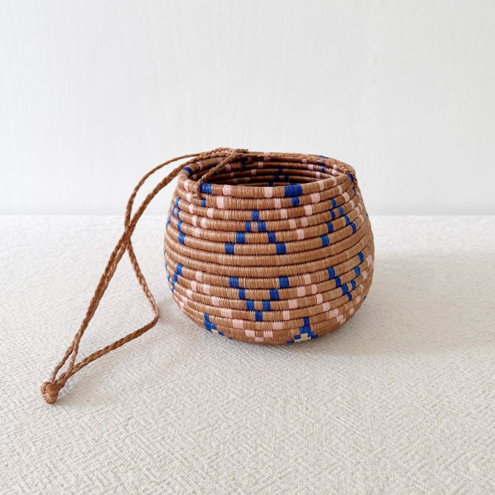 Hanging Woven Planter- Moanda