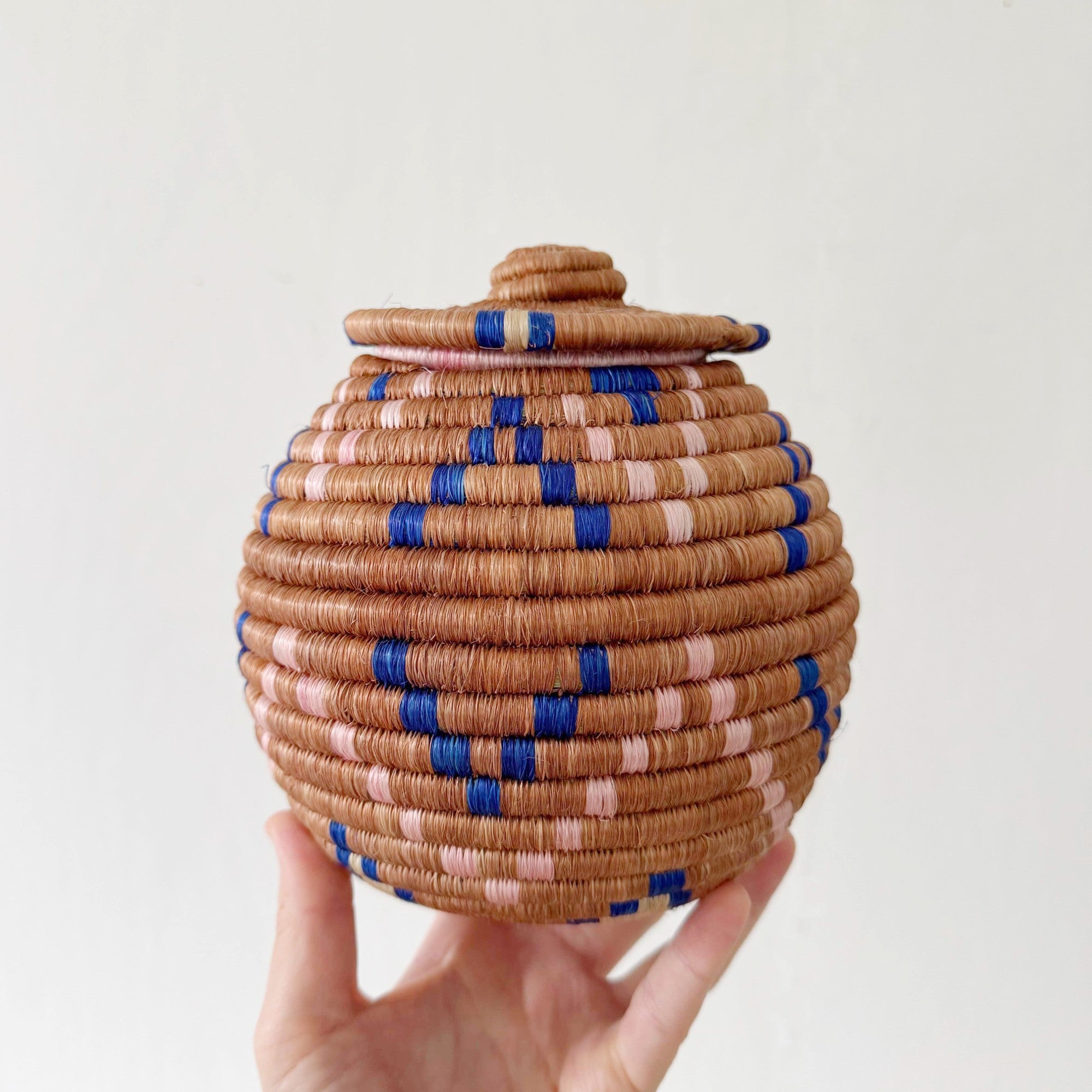 Lidded Treasure Basket: Moanda
