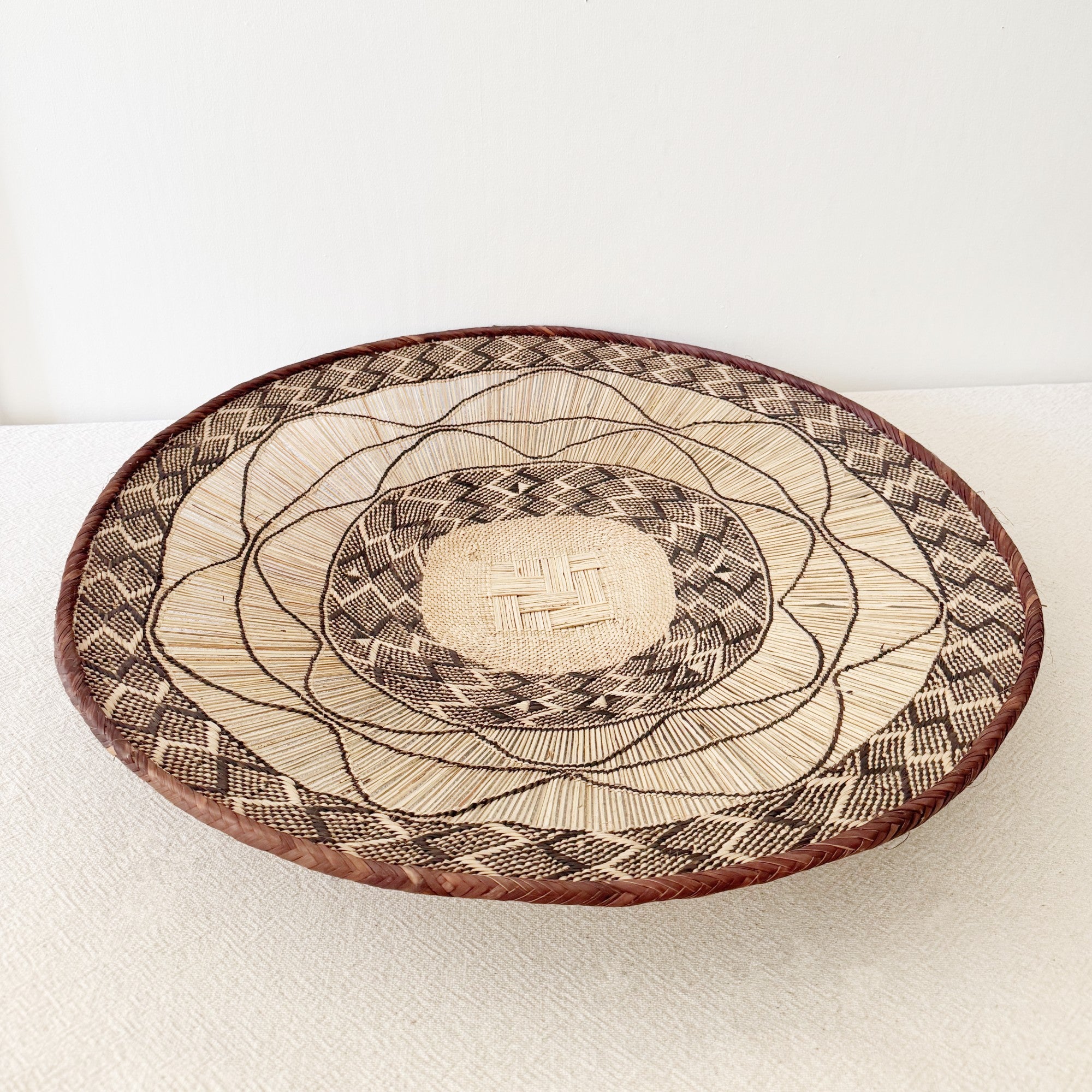 28" Binga Wall Basket #K012
