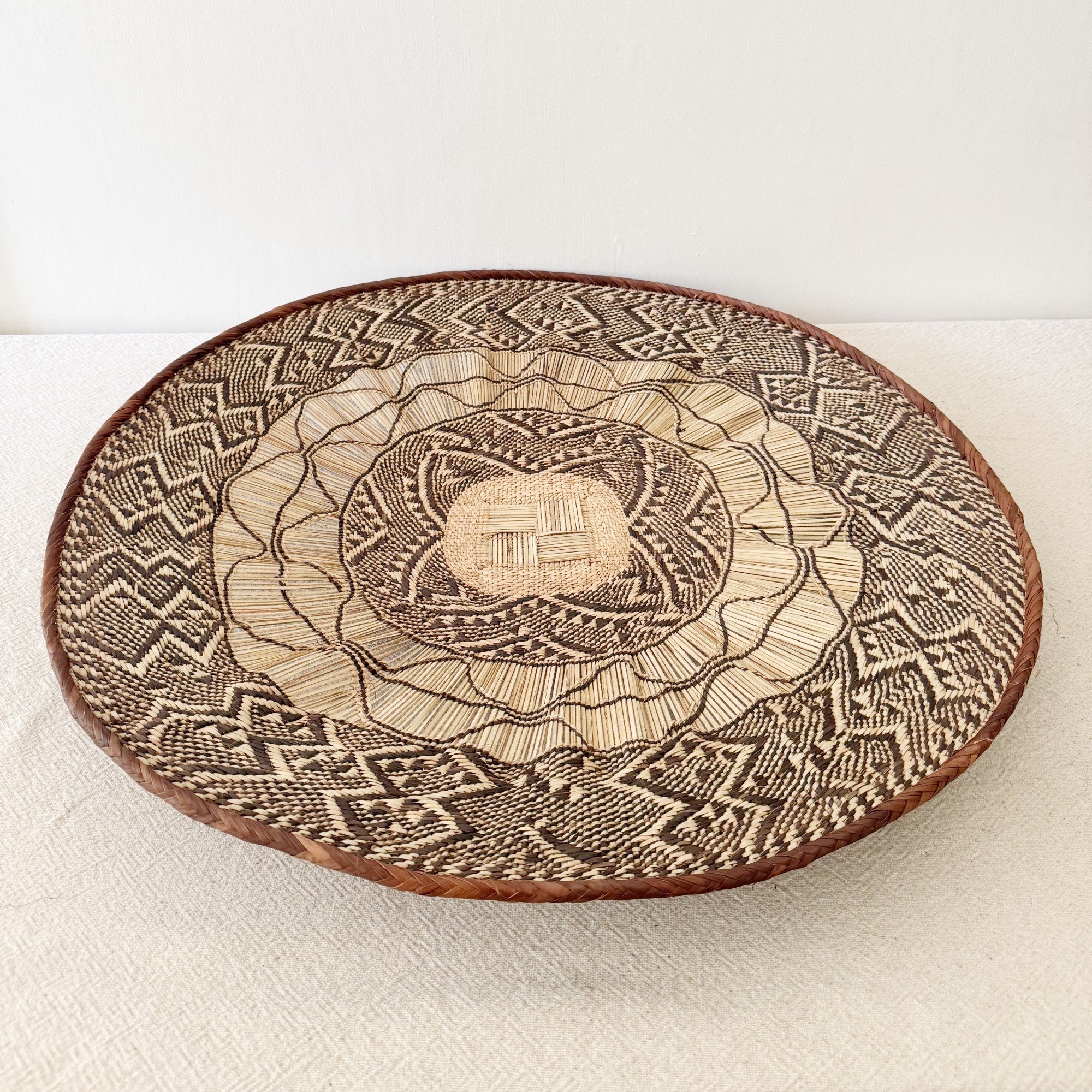 28" Binga Wall Basket #K002