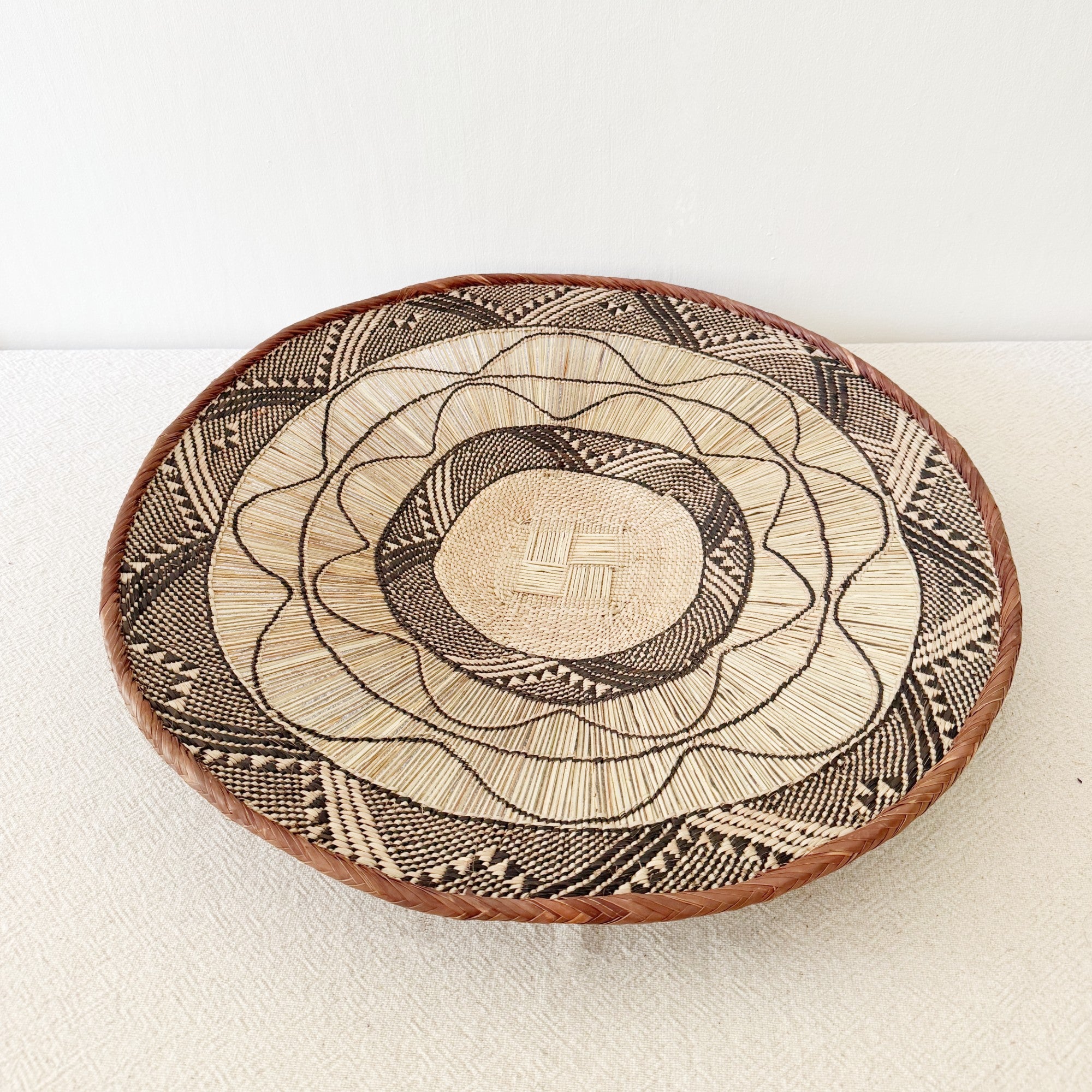23" Binga Wall Basket #K031