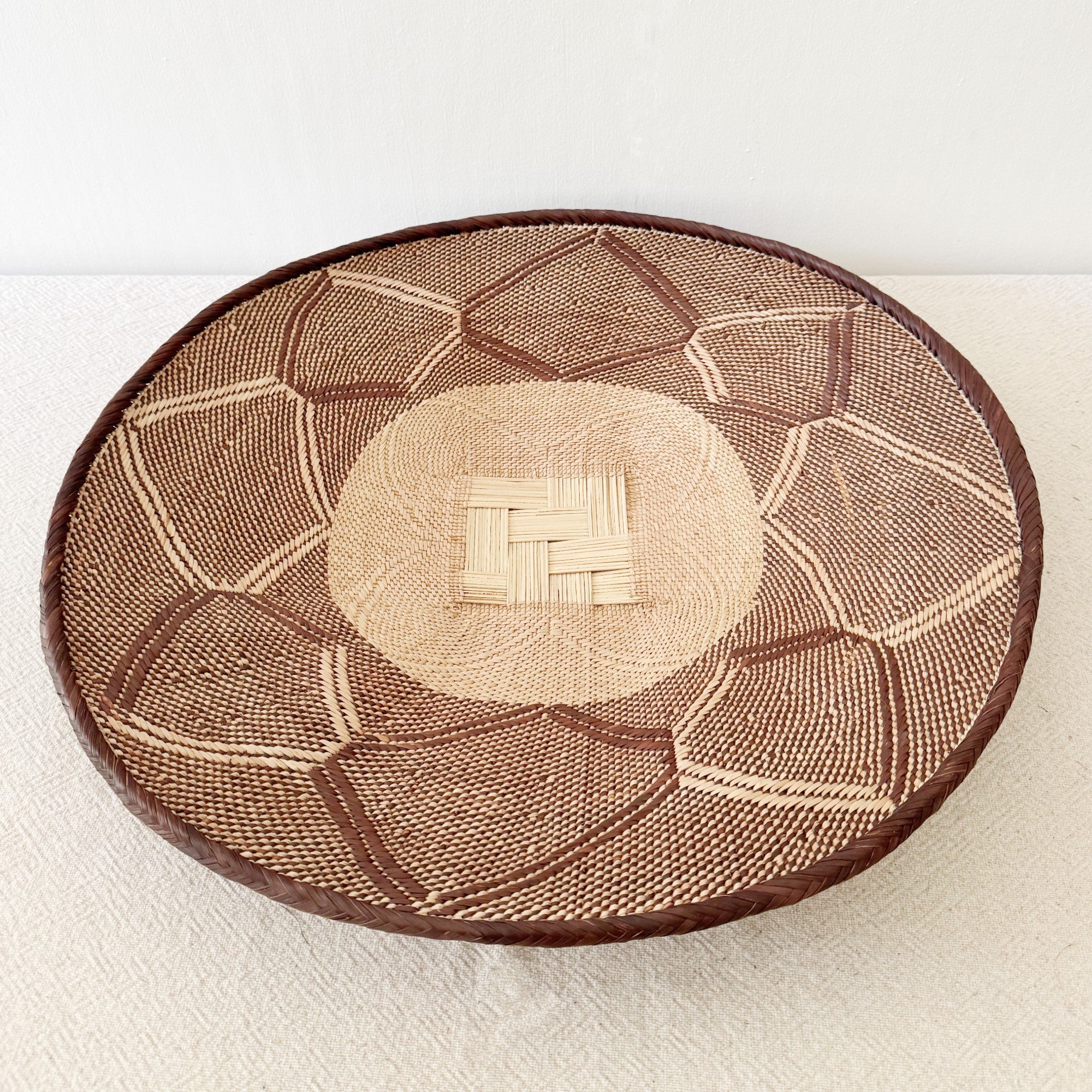 22.5" Binga Wall Basket #K030