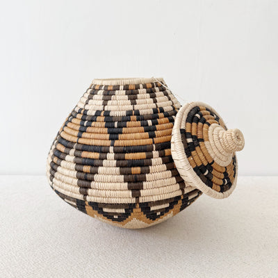 Lidded Zulu Basket #F009