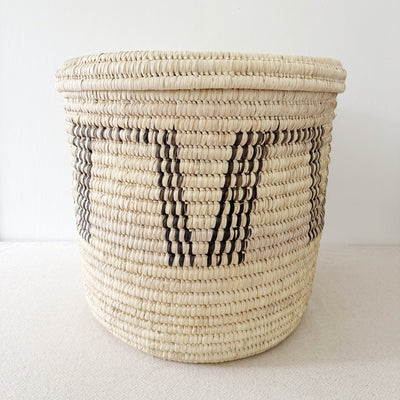 22" Lidded Palm Basket #403