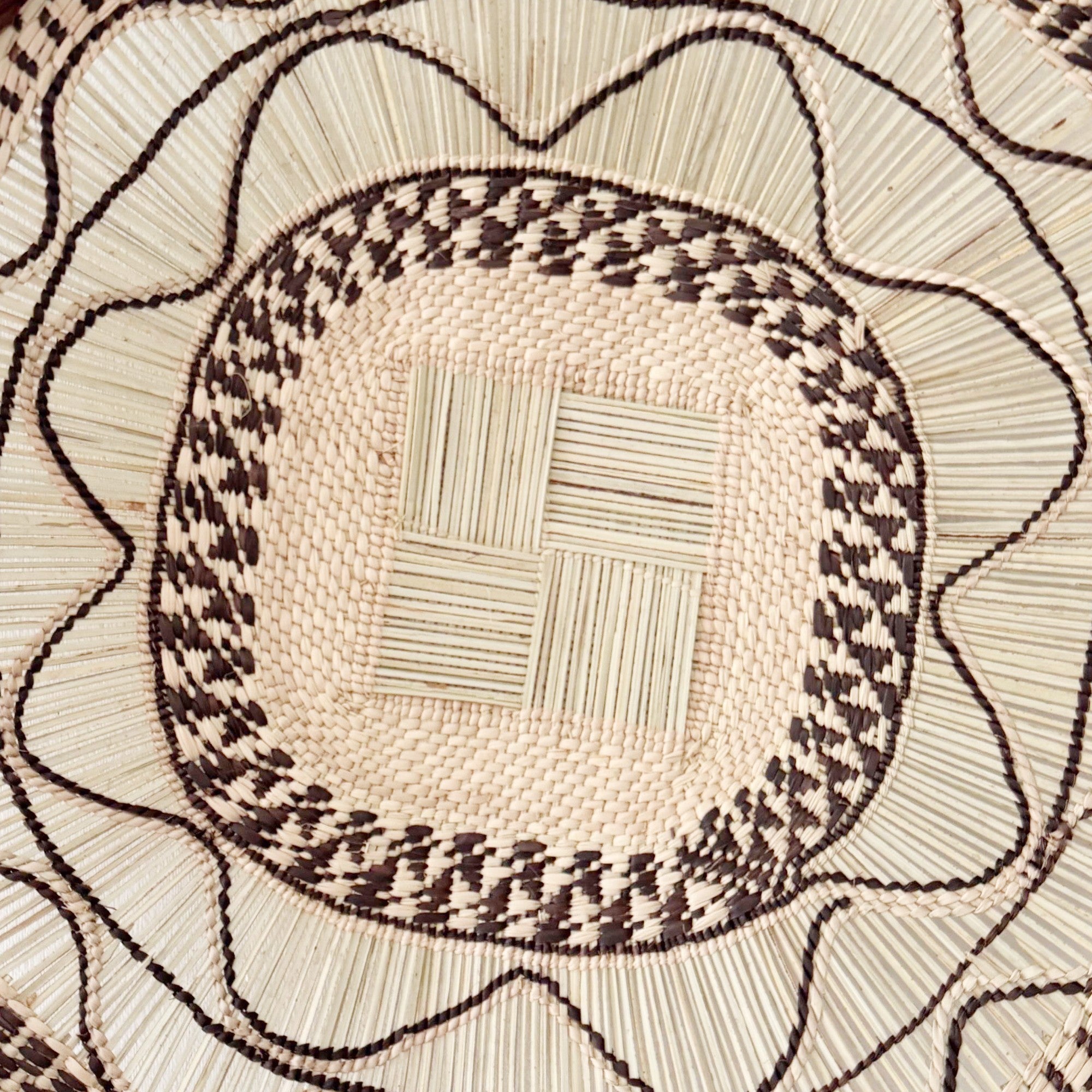 19" Binga Wall Basket #I008