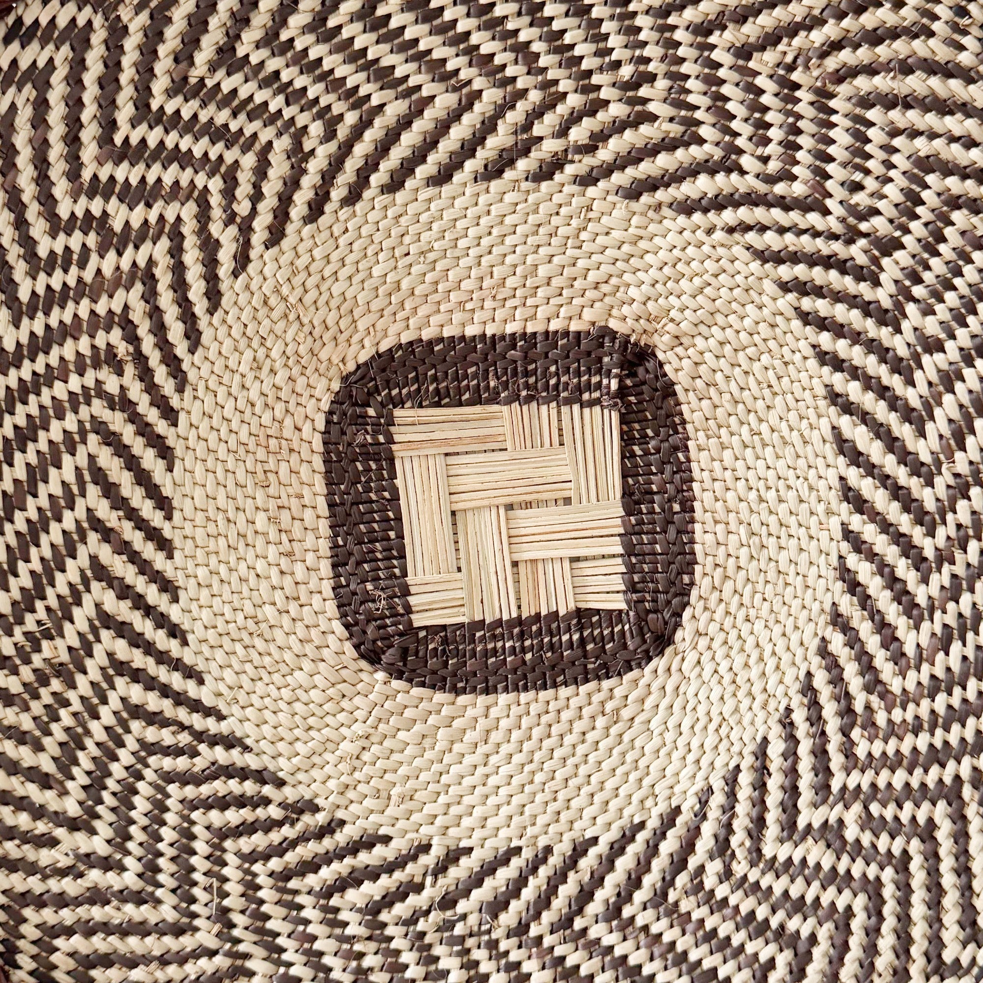 15" Binga Wall Basket #I007