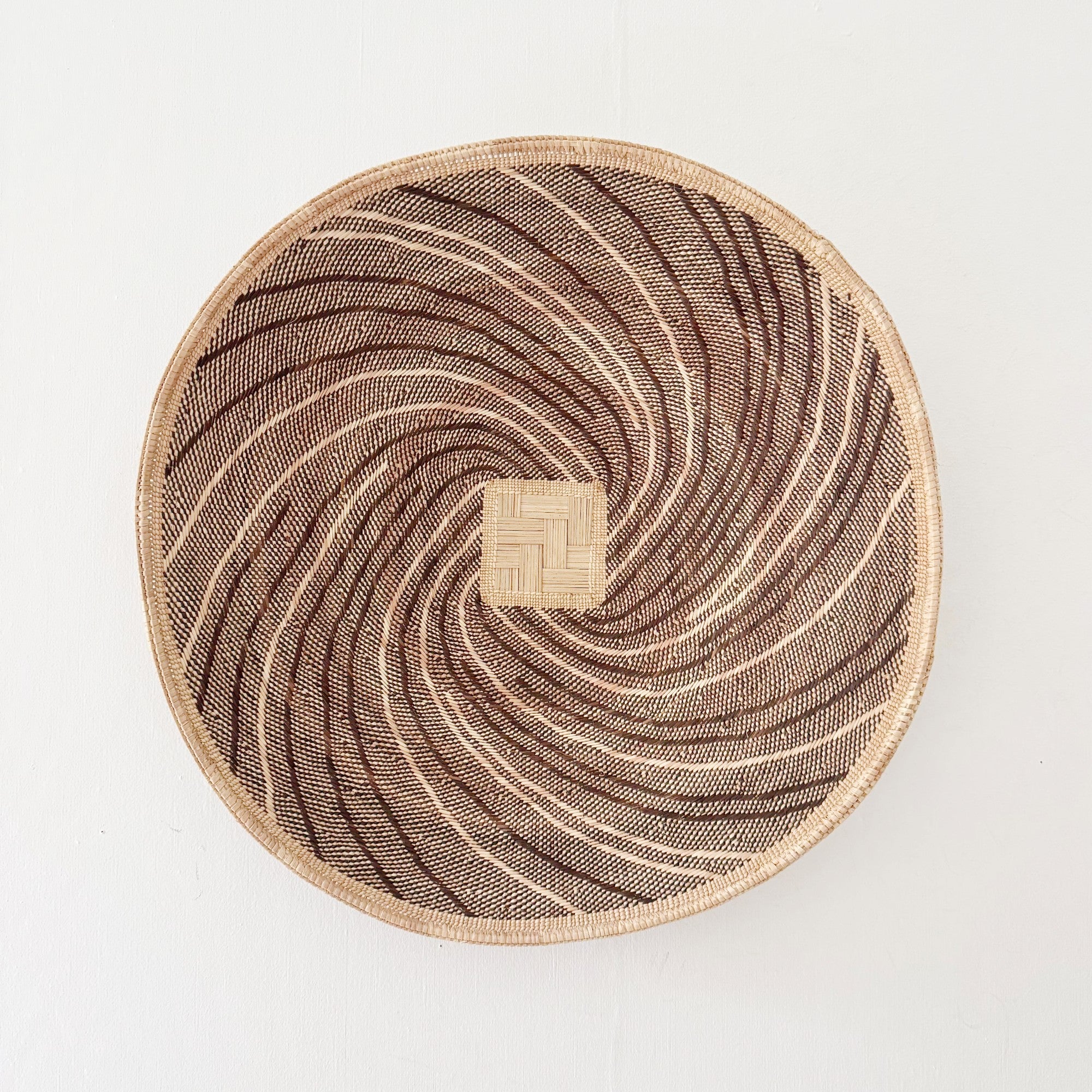 19.5" Hwange Wall Basket #H220