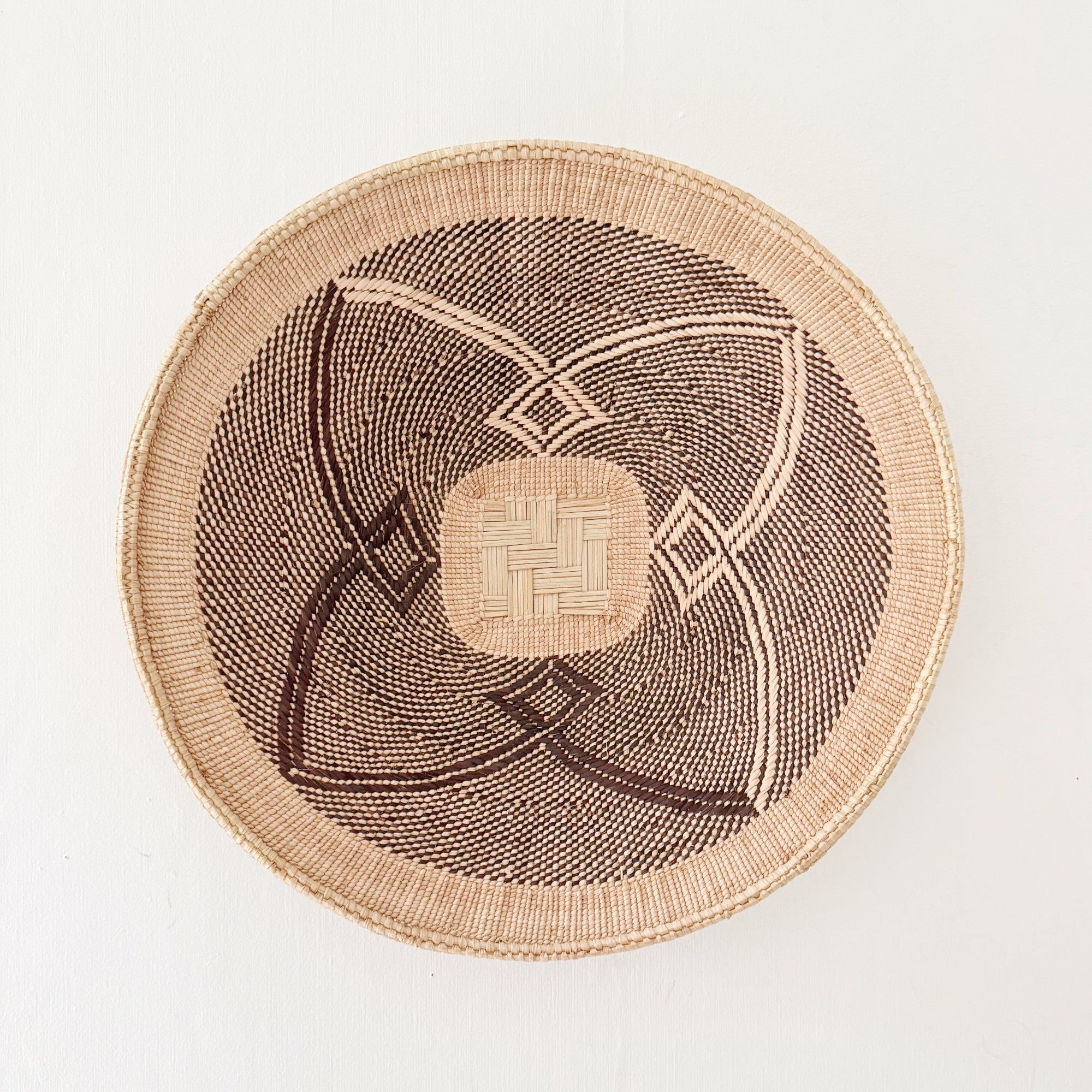 18.5" Hwange Wall Basket #H213