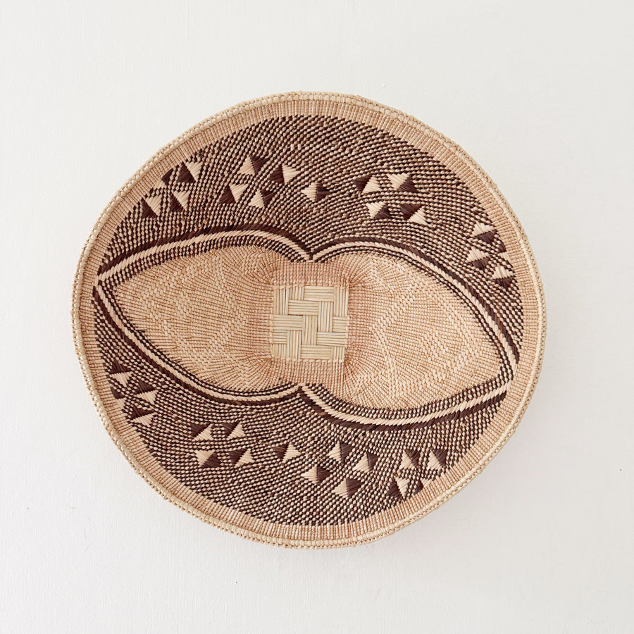 18" Hwange Wall Basket #H211