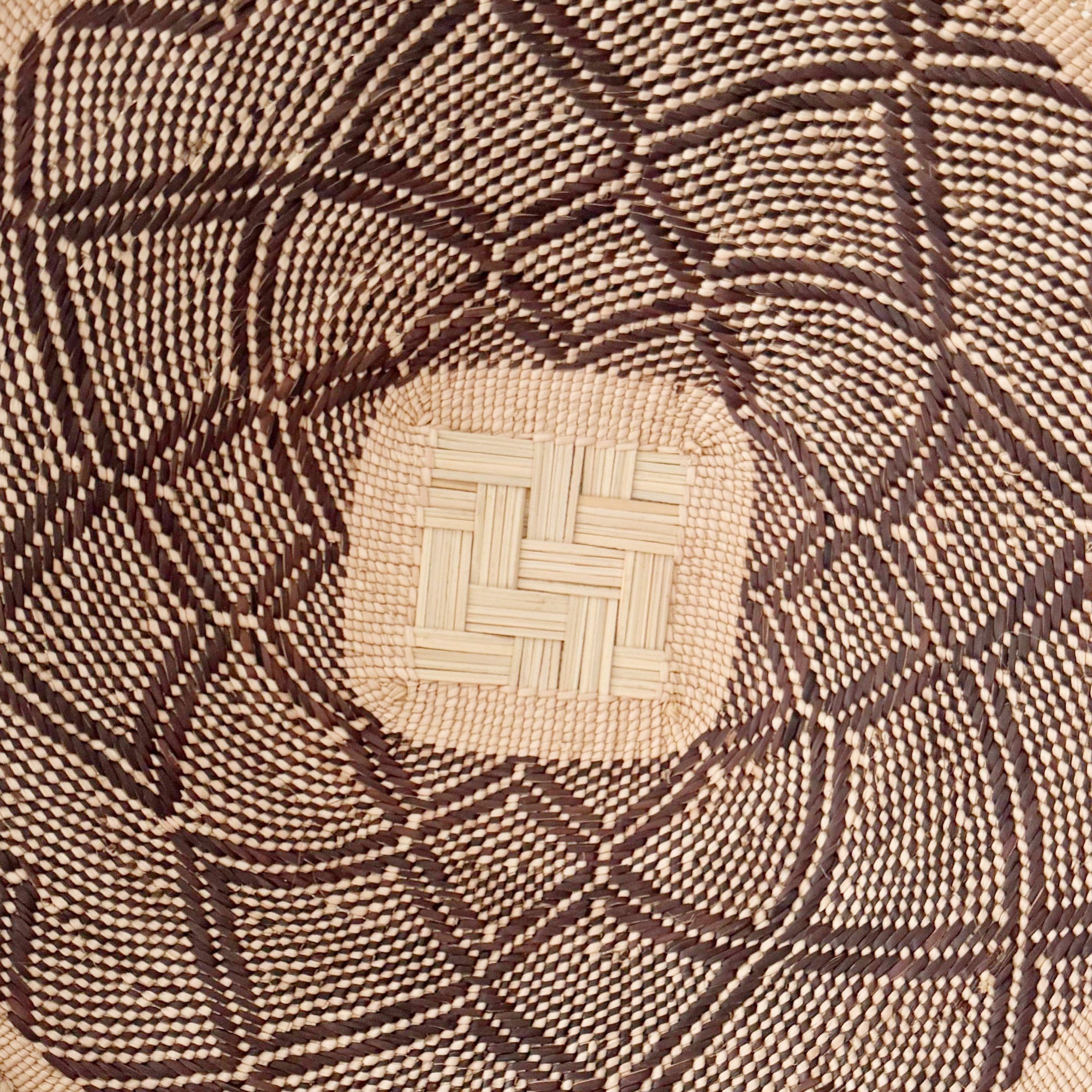 17" Hwange Wall Basket #H209