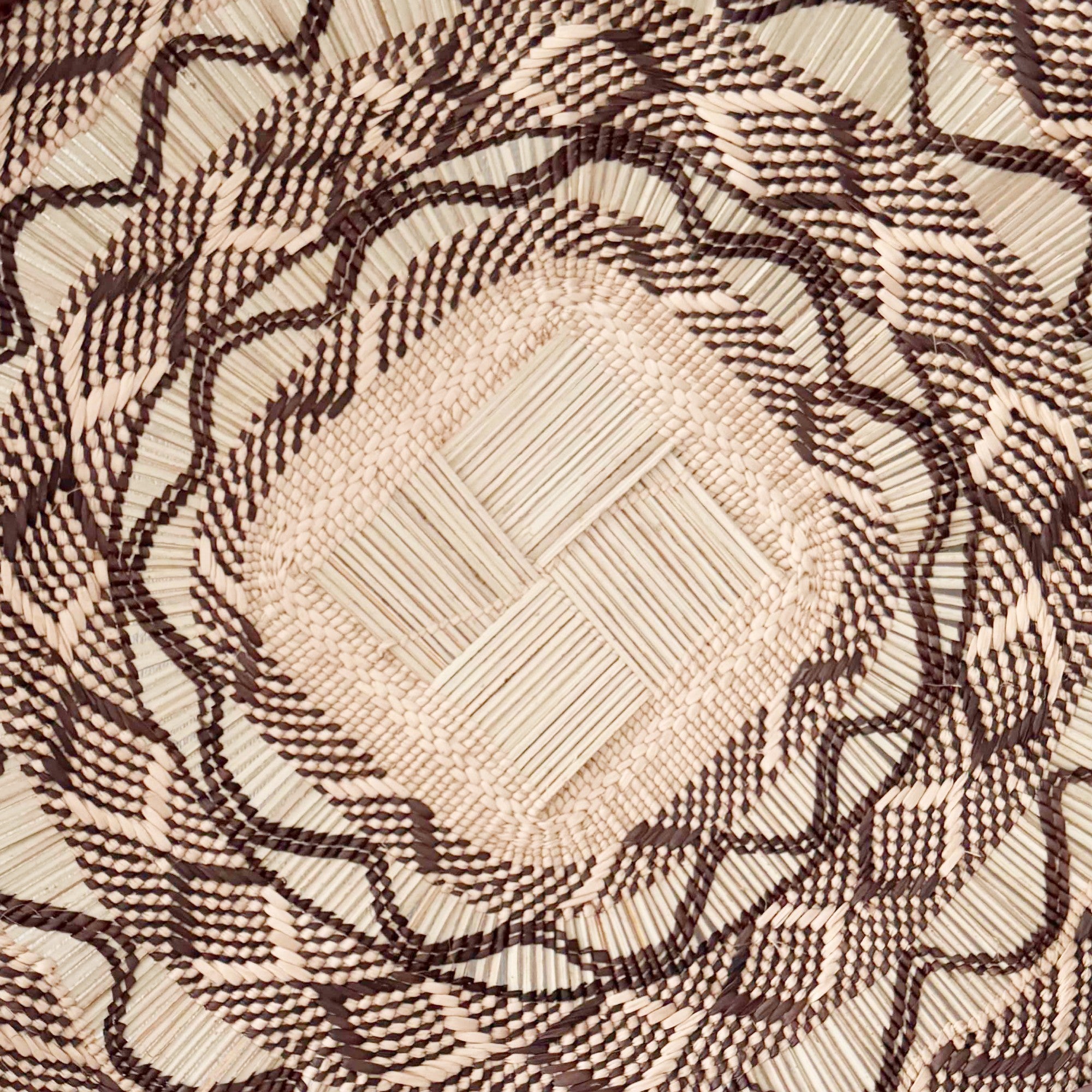 16" Binga Wall Basket #I046